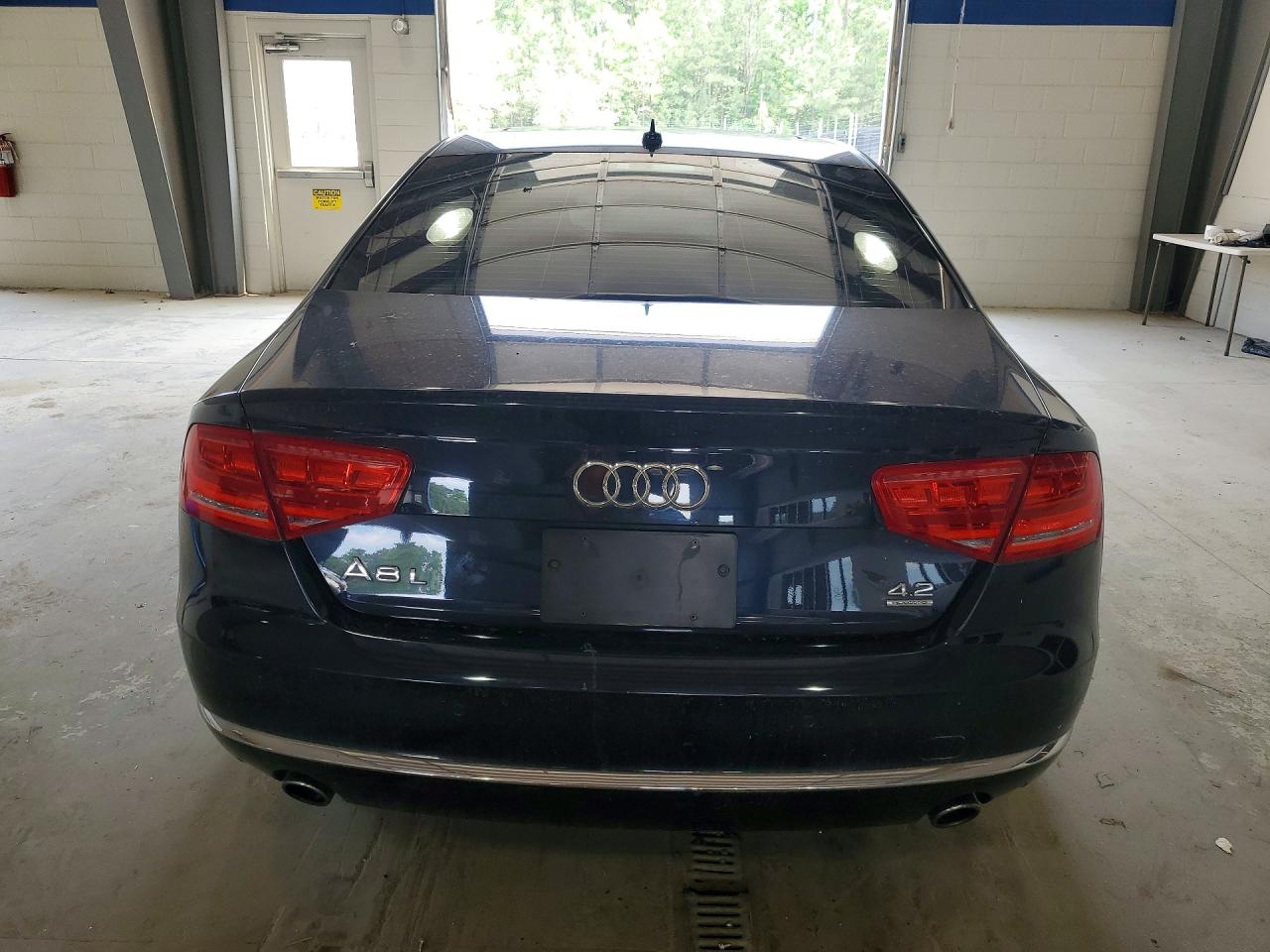 2011 Audi A8 L Quattro Blue vin: WAURVAFD3BN021100