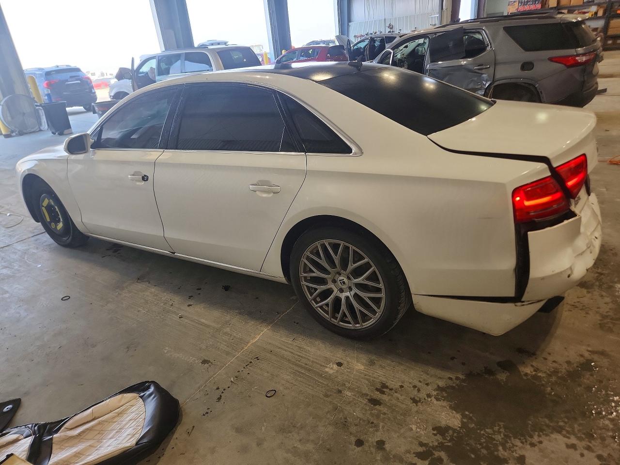 2011 Audi A8 L Quattro White vin: WAURVAFD4BN018383