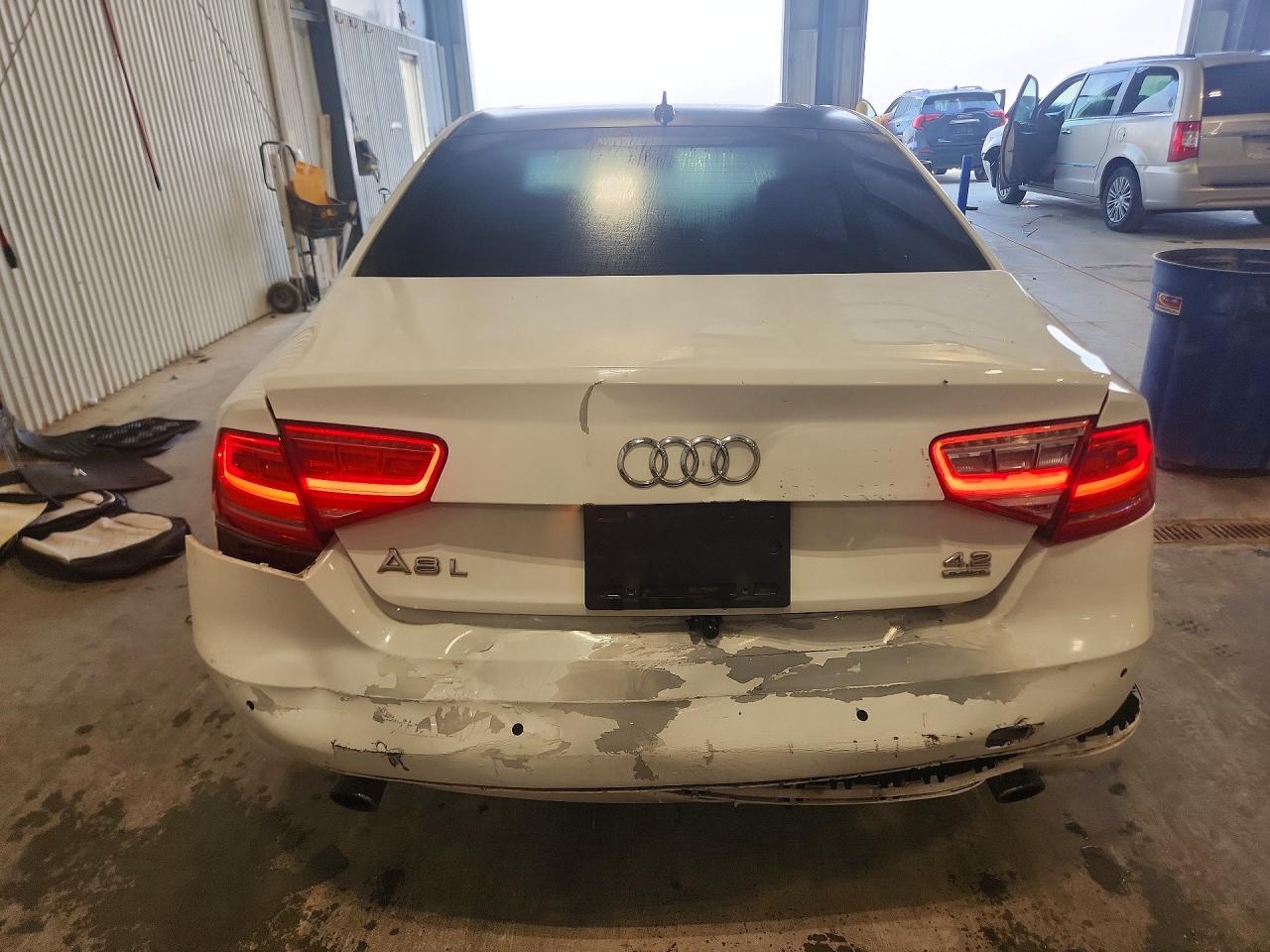 2011 Audi A8 L Quattro White vin: WAURVAFD4BN018383