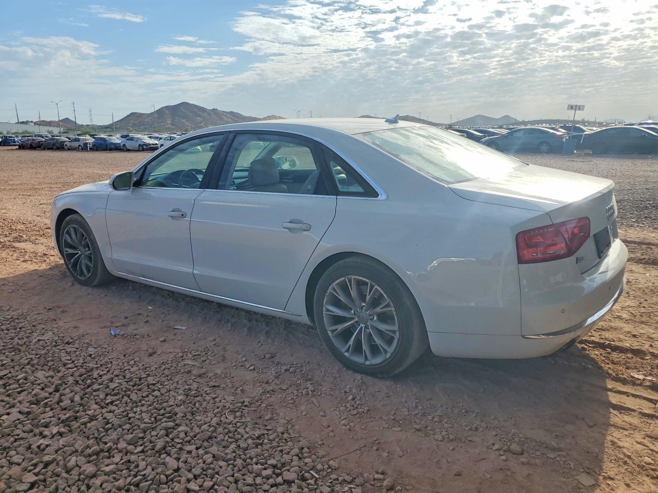2012 Audi A8 L Quattro White vin: WAURVAFD4CN013637