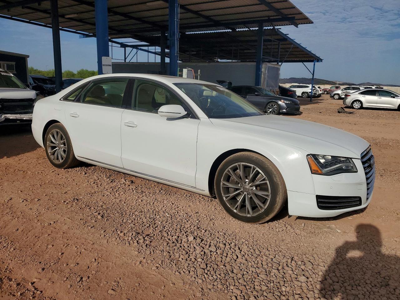 2012 Audi A8 L Quattro White vin: WAURVAFD4CN013637