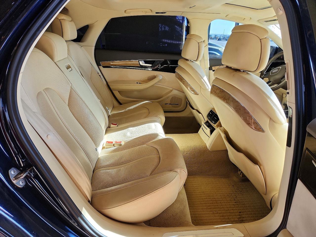 2012 Audi A8 L Quattro Синий vin: WAURVAFD4CN032530