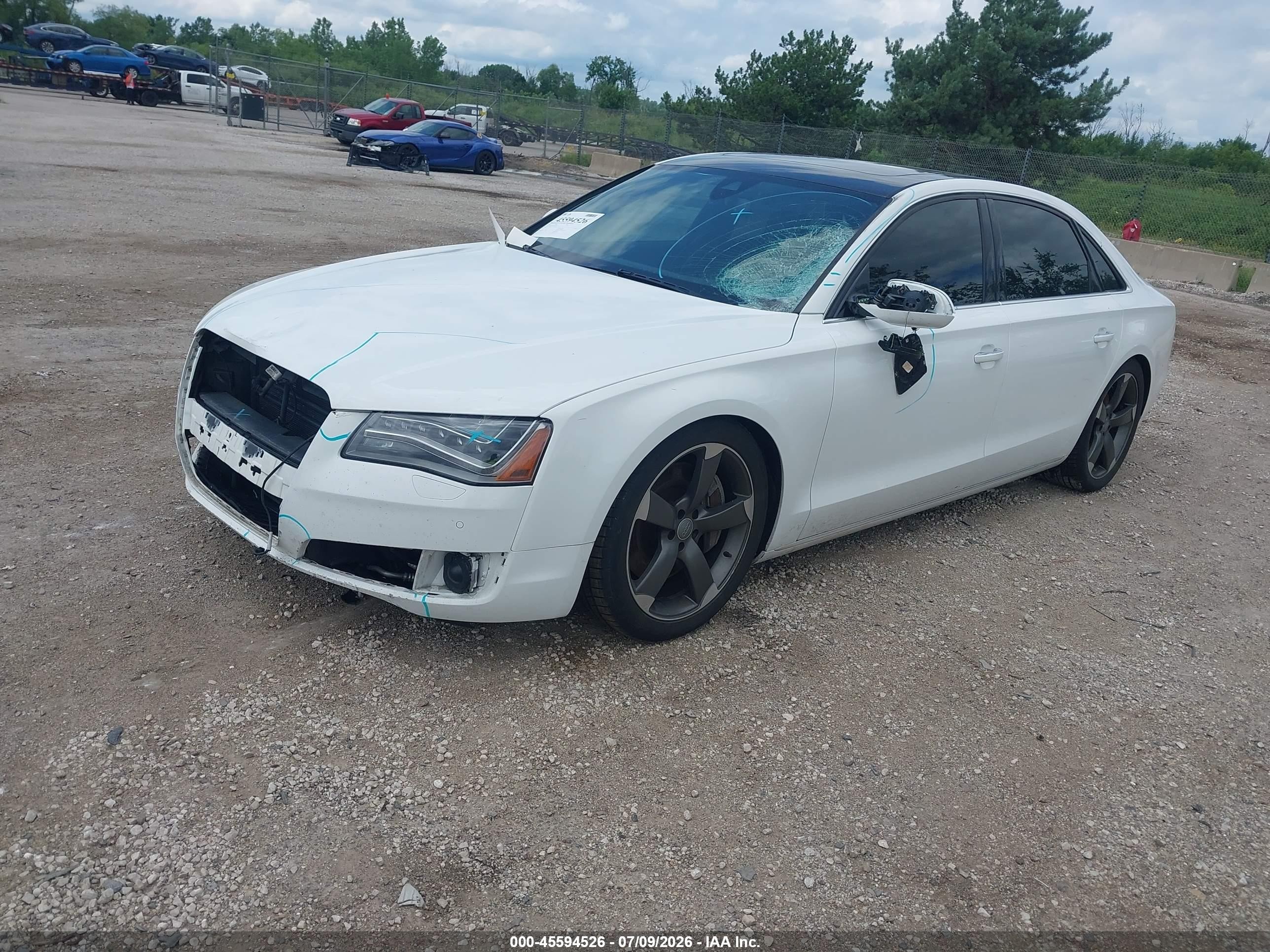 2011 Audi A8 L 4.2 White vin: WAURVAFD6BN011838