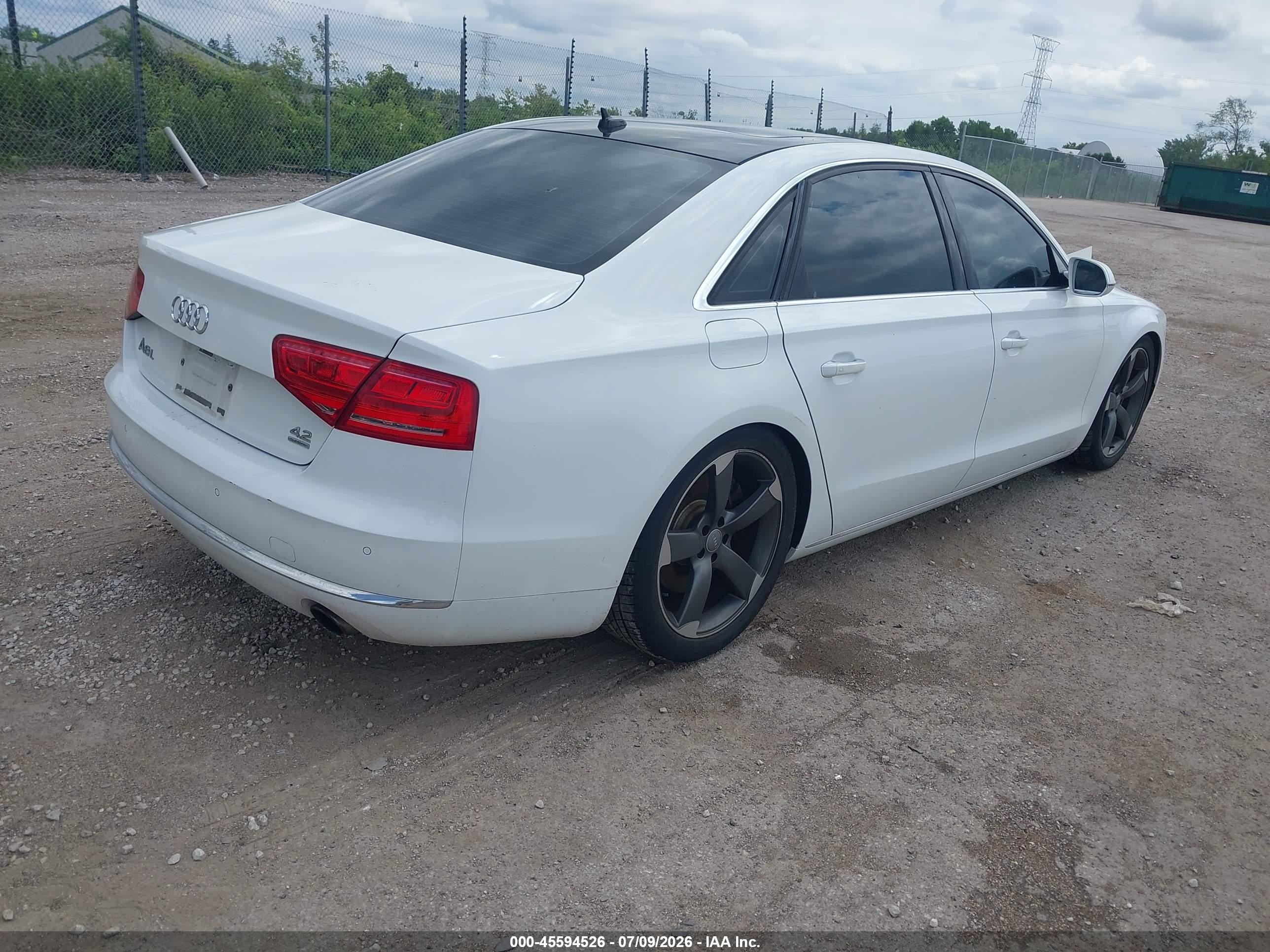 2011 Audi A8 L 4.2 White vin: WAURVAFD6BN011838