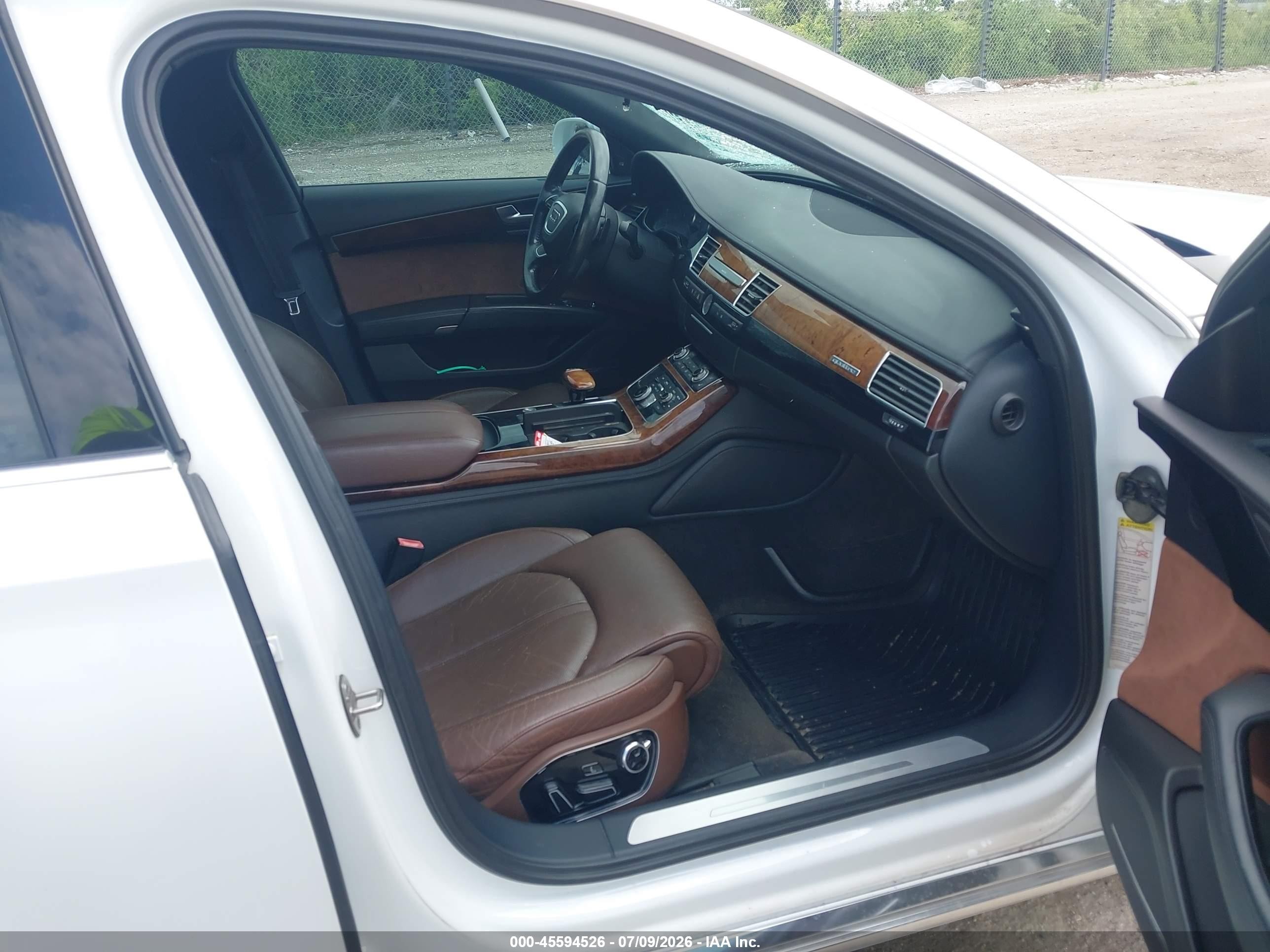 2011 Audi A8 L 4.2 White vin: WAURVAFD6BN011838
