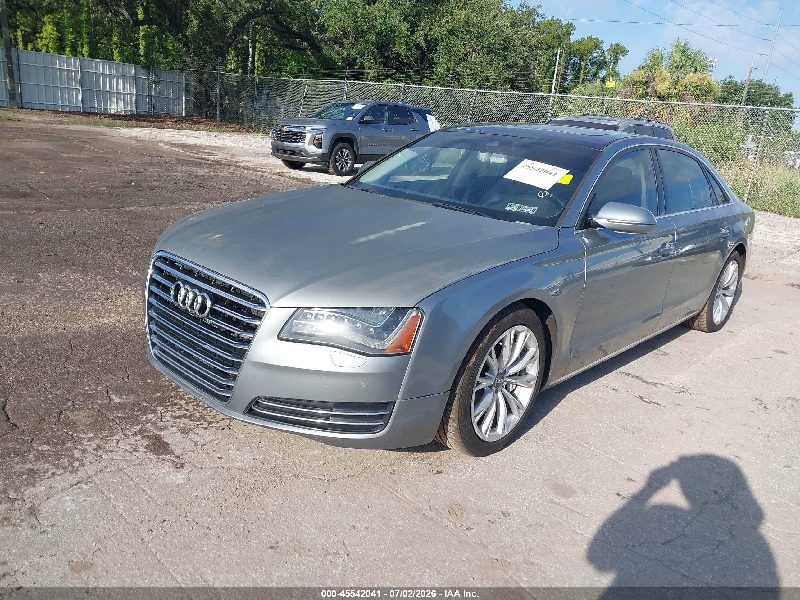 2011 Audi A8 L 4.2 Silver vin: WAURVAFD7BN005840