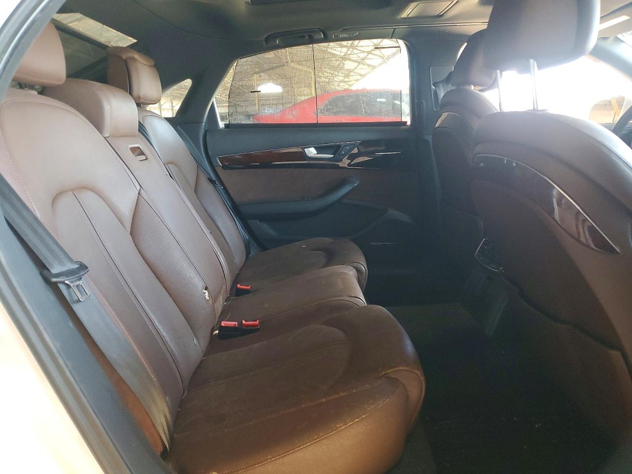 2011 Audi A8 L Quattro White vin: WAURVAFD7BN028177