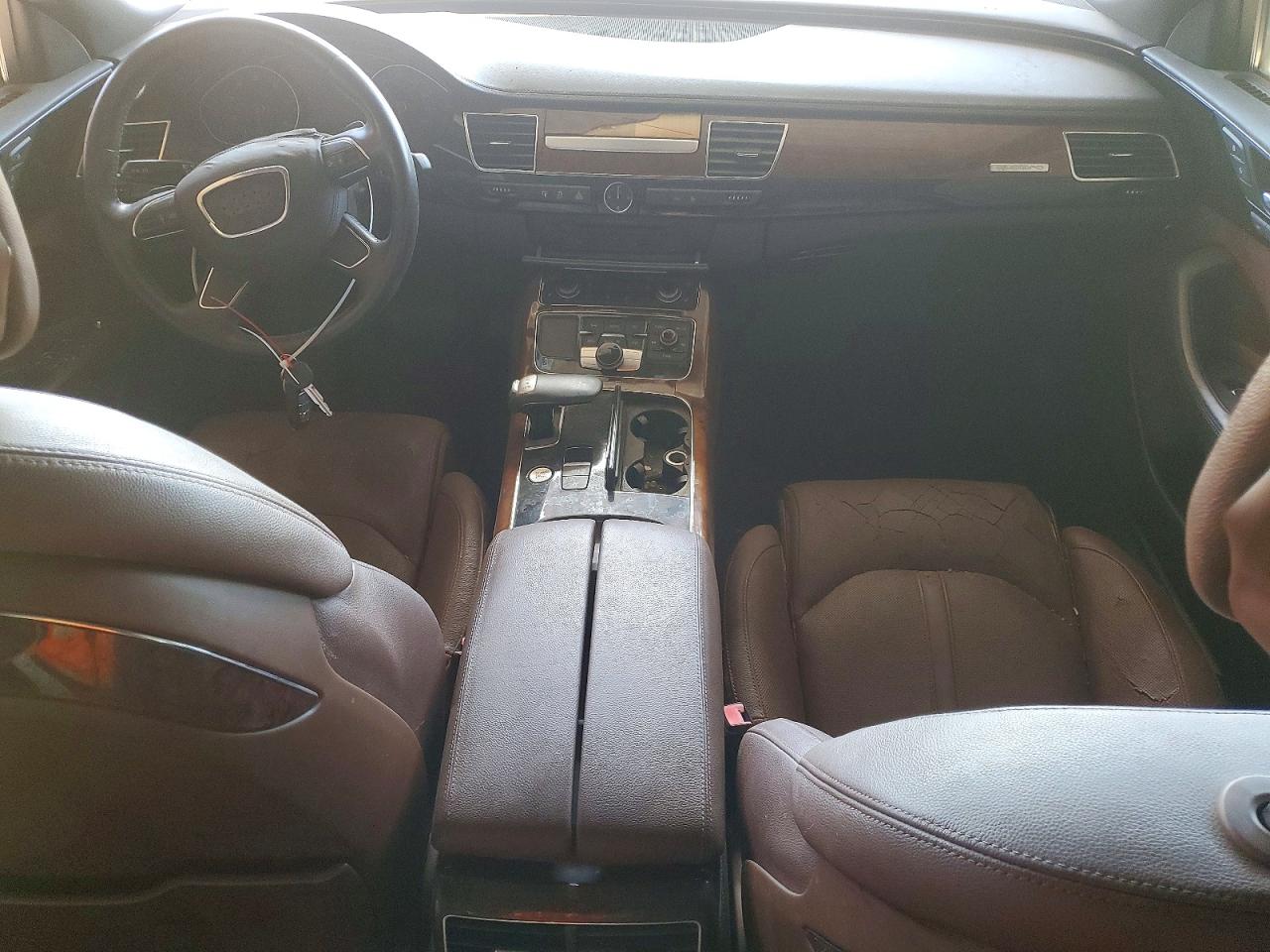 2011 Audi A8 L Quattro White vin: WAURVAFD7BN028177