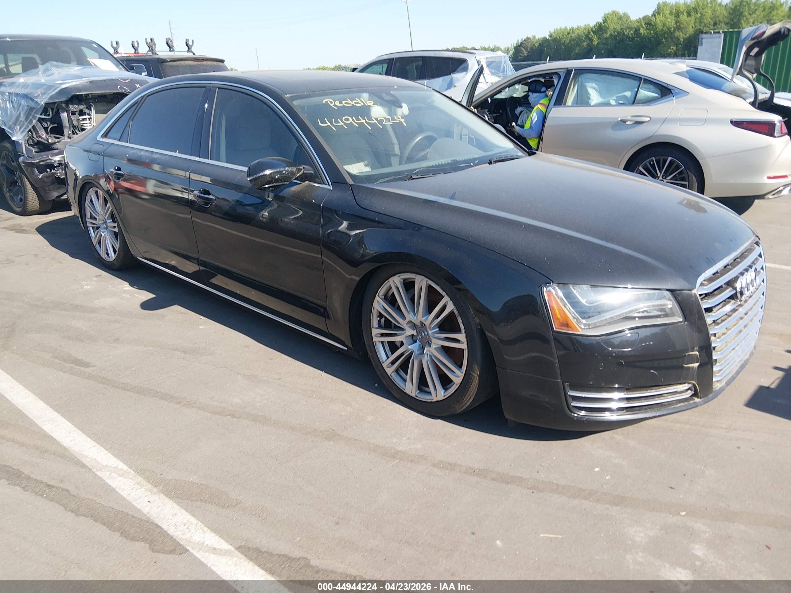 2011 Audi A8 L 4.2 Черный vin: WAURVAFDXBN020476