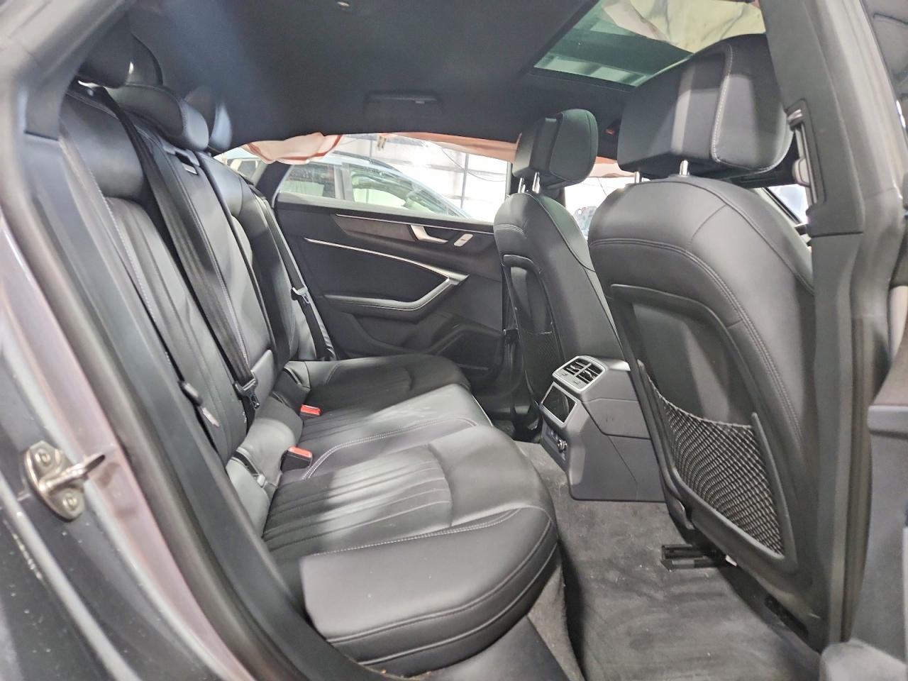 2019 Audi A7 Prestige Серый vin: WAUS2AF28KN028892