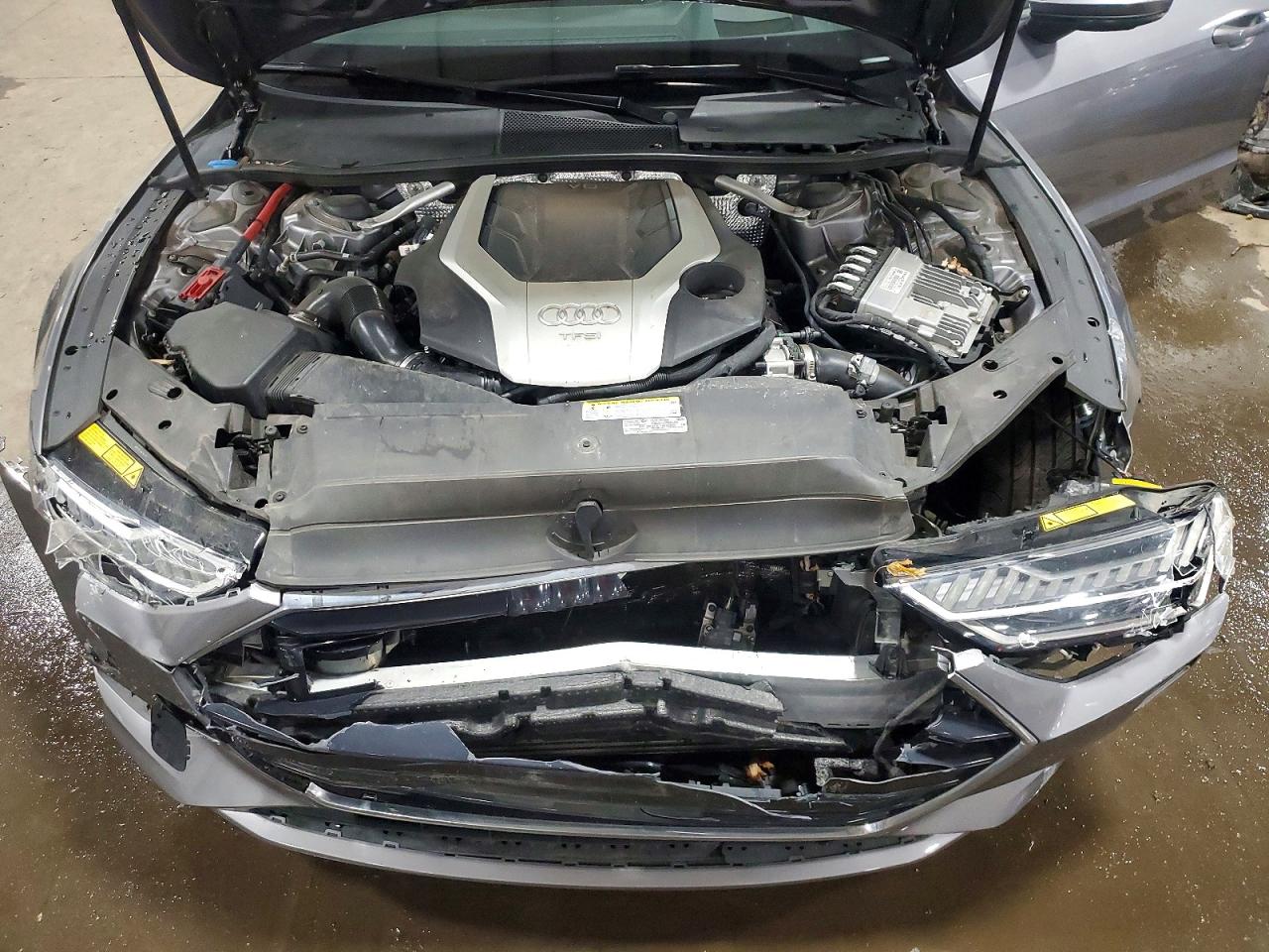 2019 Audi A7 Prestige Серый vin: WAUS2AF28KN028892