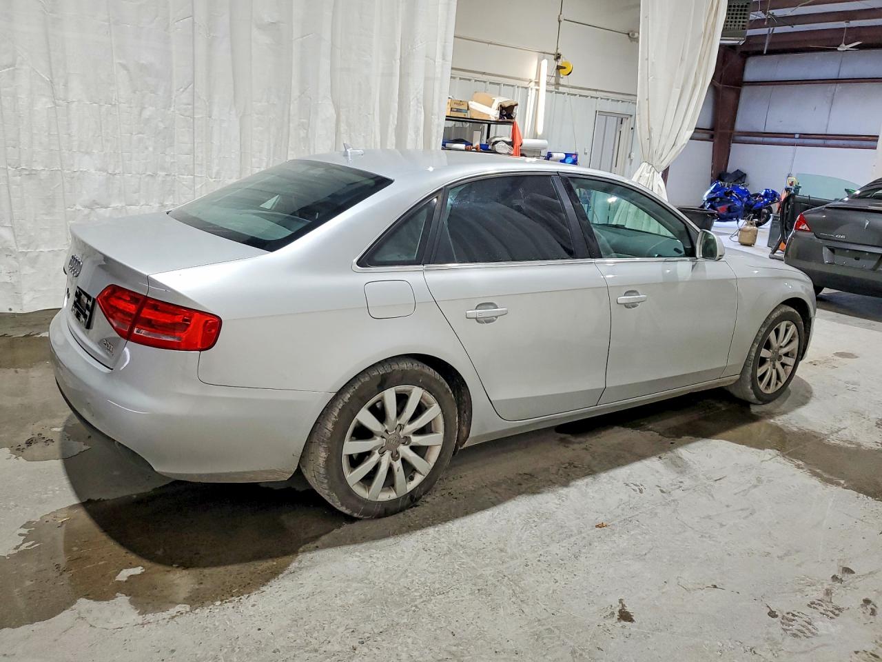 2009 Audi A4 Premium Plus Silver vin: WAUSF78K09N024611