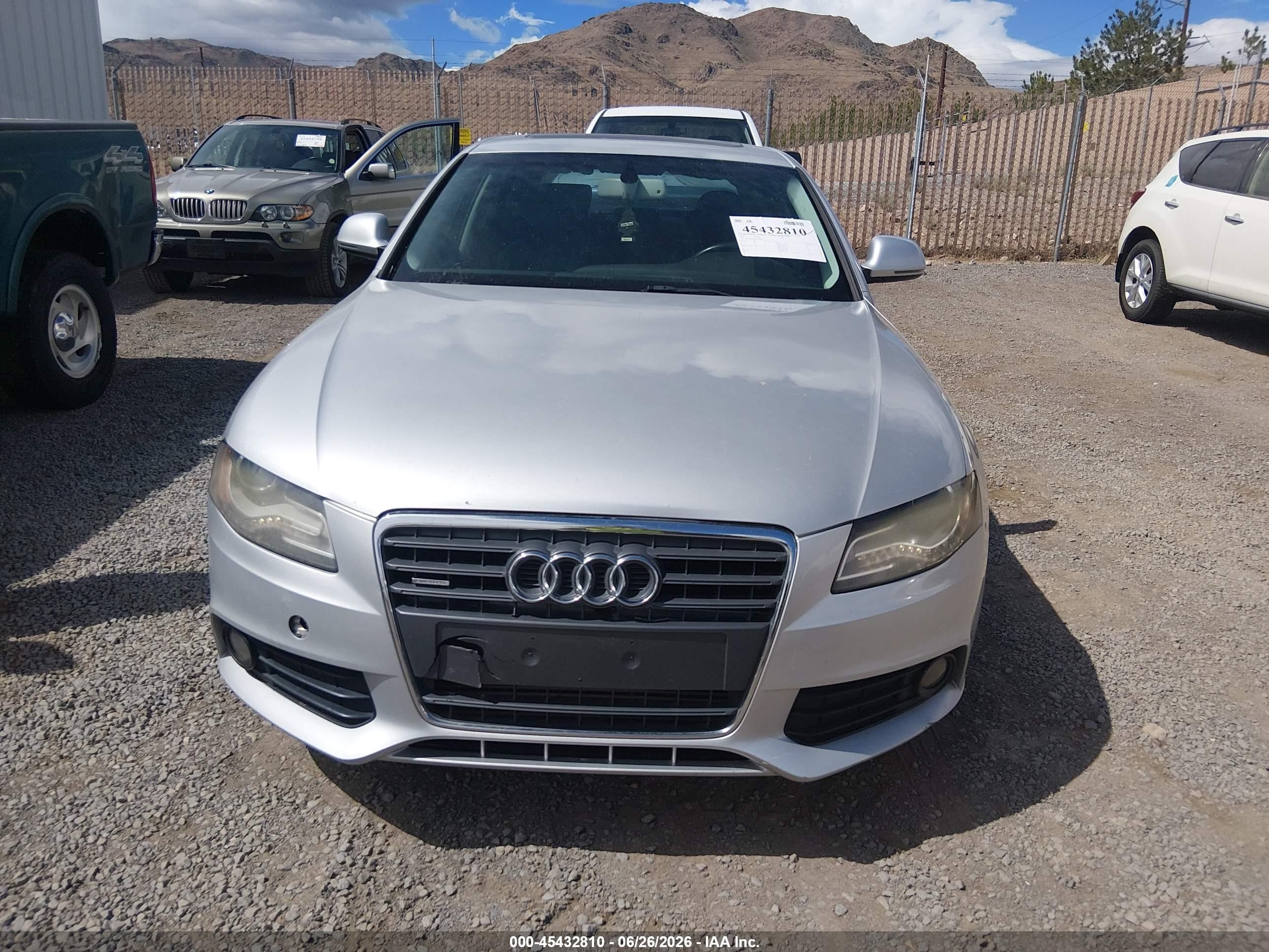 2009 Audi A4 2.0t Premium Серебряный vin: WAUSF78K29A078077