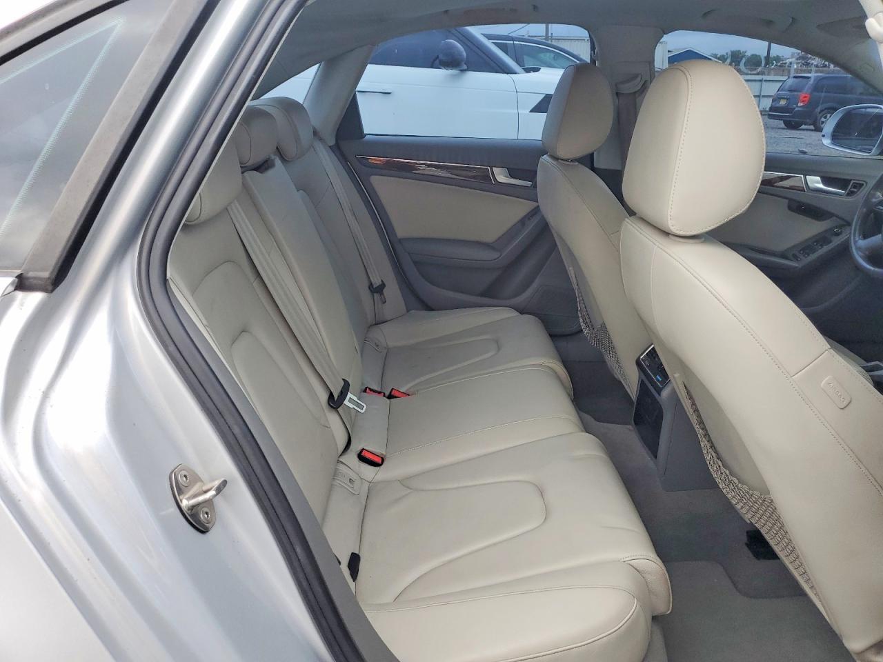 2009 Audi A4 Premium Plus Silver vin: WAUSF78K29N040132