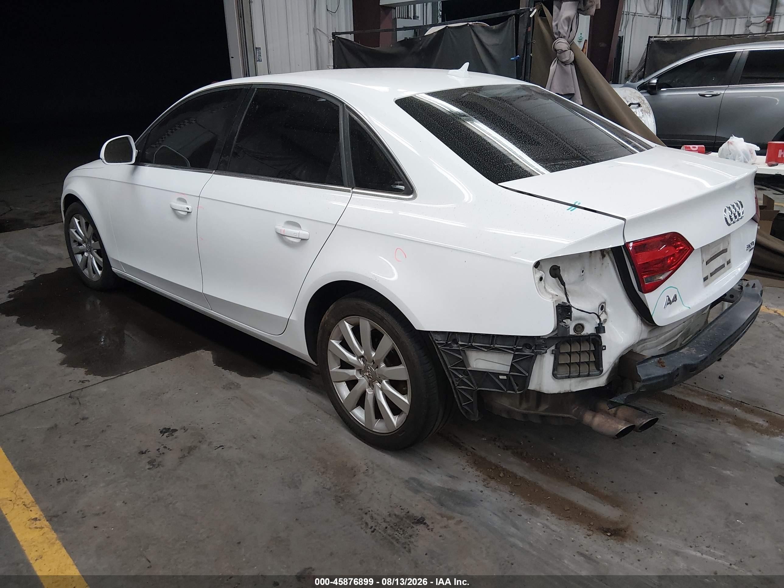 2009 Audi A4 2.0t Premium Белый vin: WAUSF78K49N053562