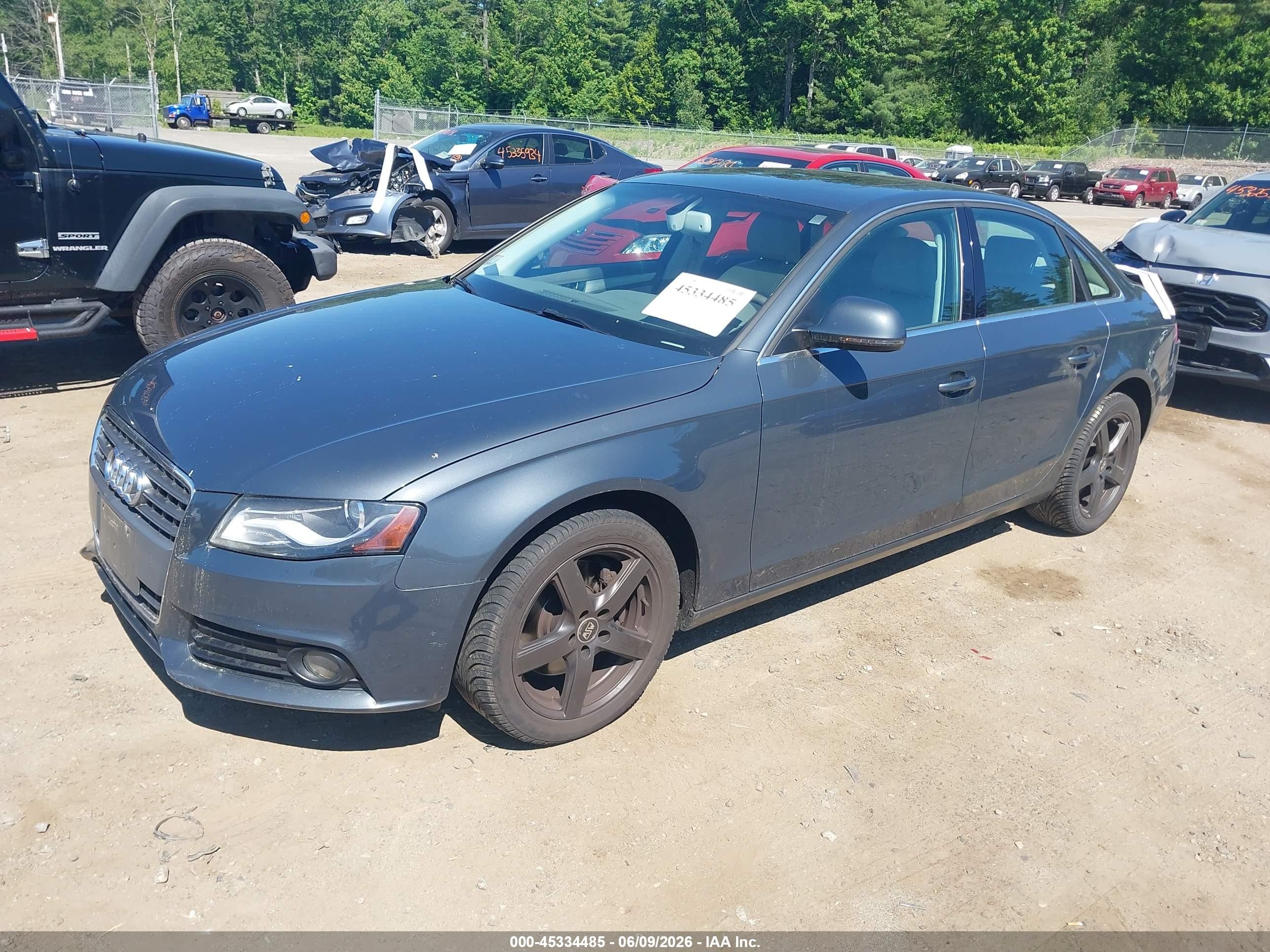 2009 Audi A4 2.0t Premium Gray vin: WAUSF78K59N023437