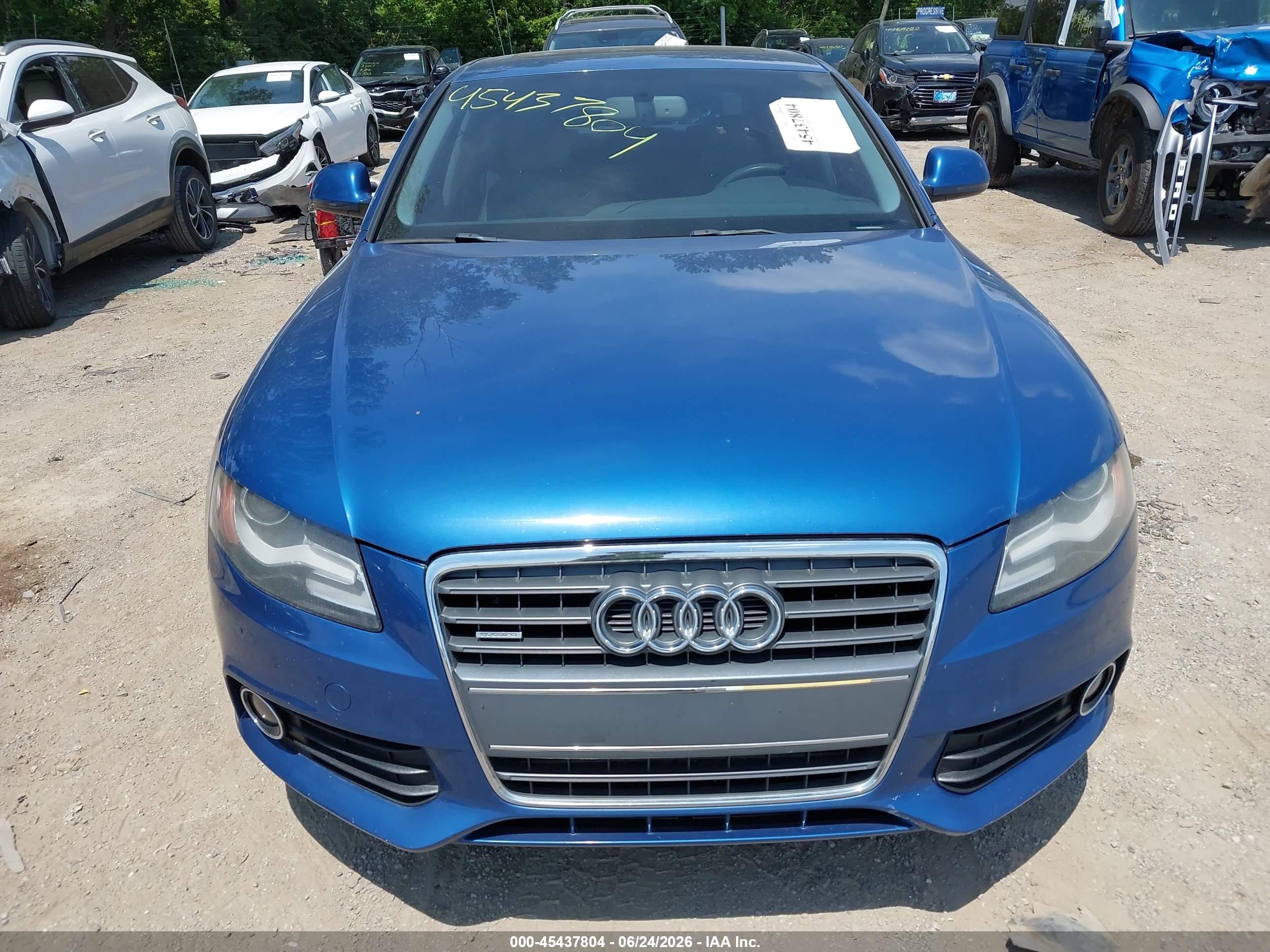 2009 Audi A4 2.0t Premium Blue vin: WAUSF78KX9N055929