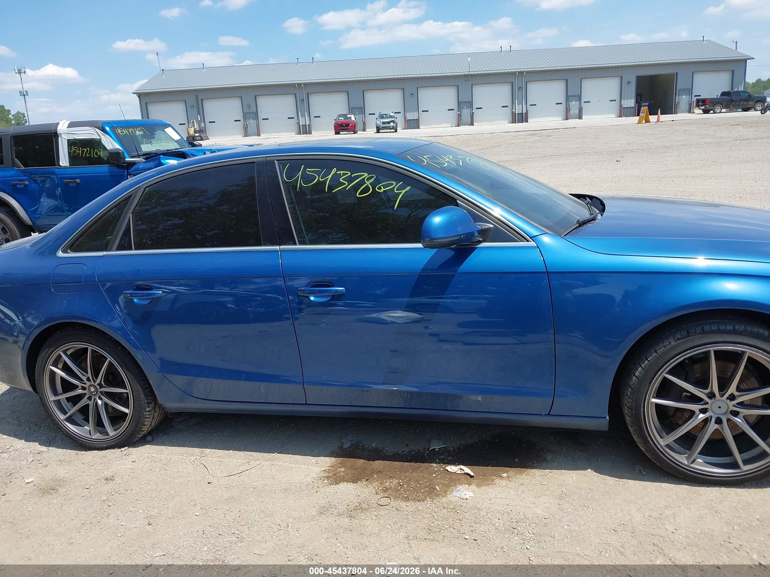 2009 Audi A4 2.0t Premium Blue vin: WAUSF78KX9N055929