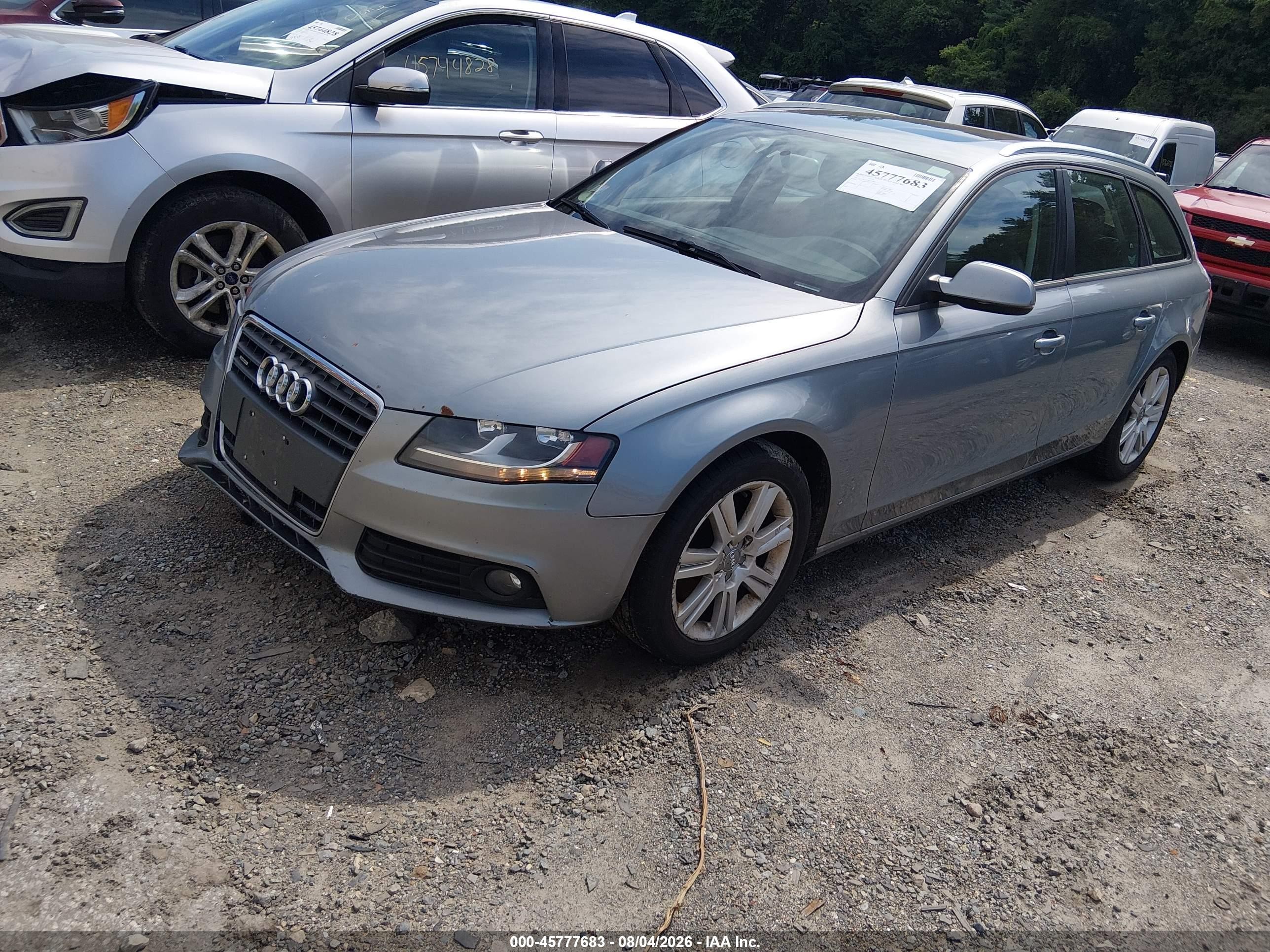 2011 Audi A4 2.0t Premium Silver vin: WAUSFAFL0BA016885