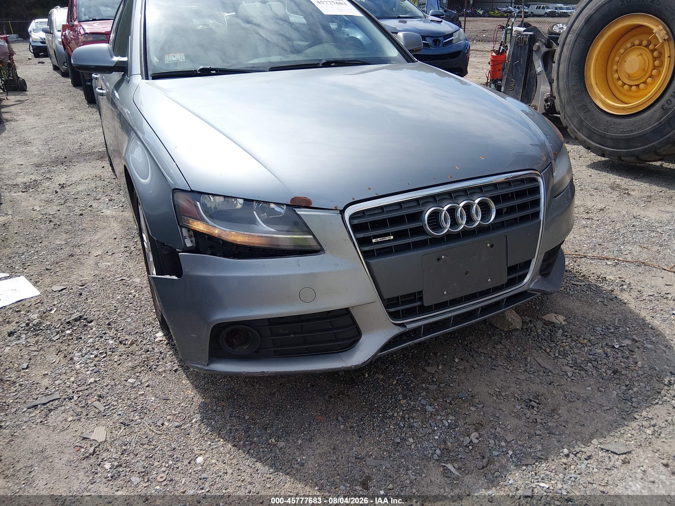 2011 Audi A4 2.0t Premium Silver vin: WAUSFAFL0BA016885