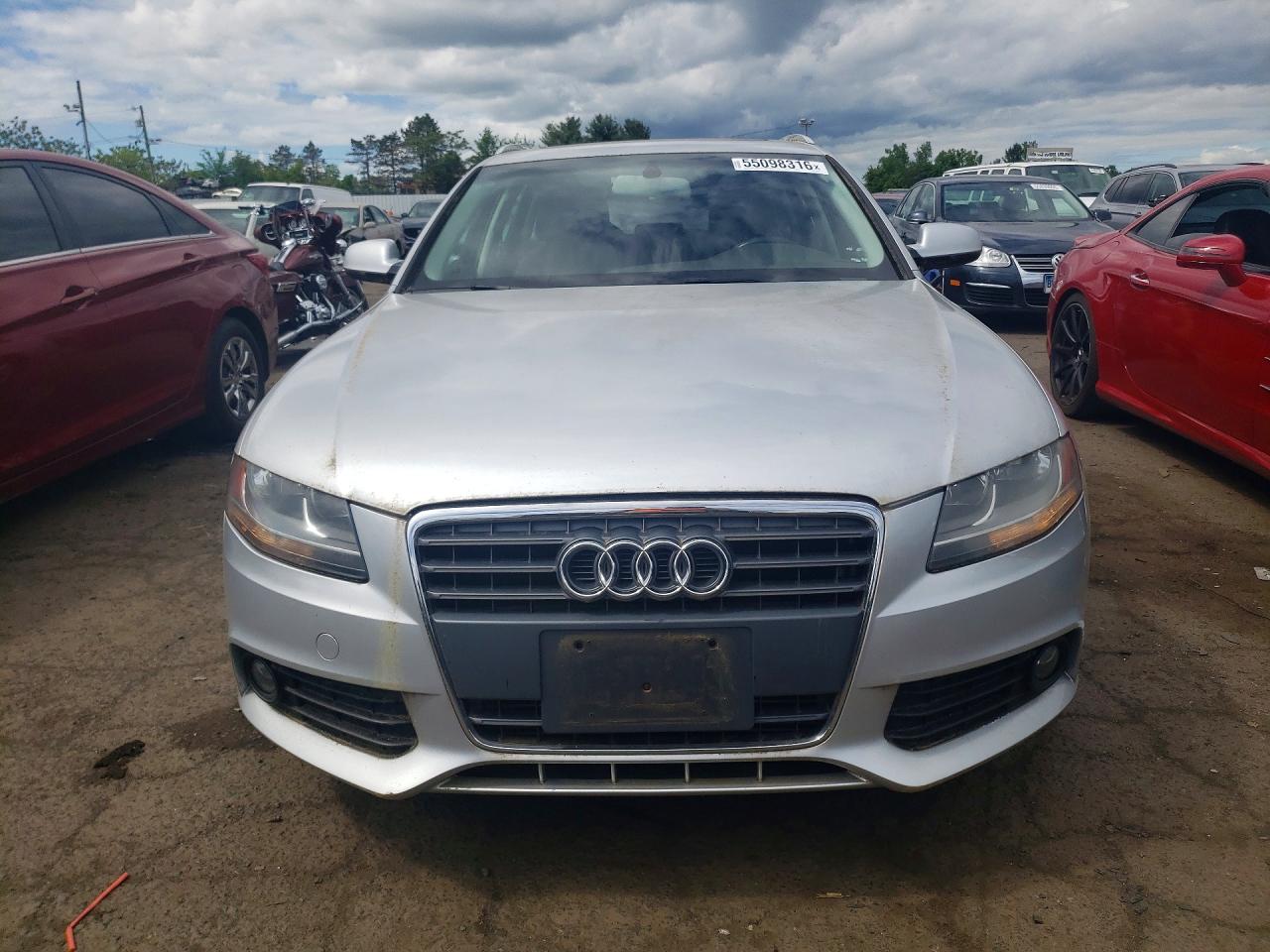 2012 Audi A4 Premium Серебряный vin: WAUSFAFL0CA003006