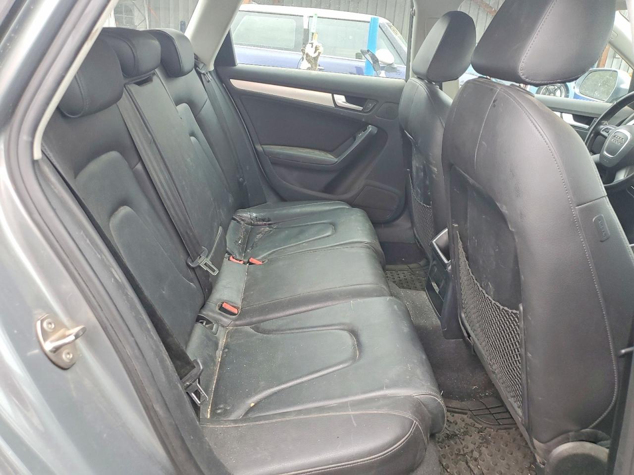 2010 Audi A4 Premium Gray vin: WAUSFAFL3AA177696