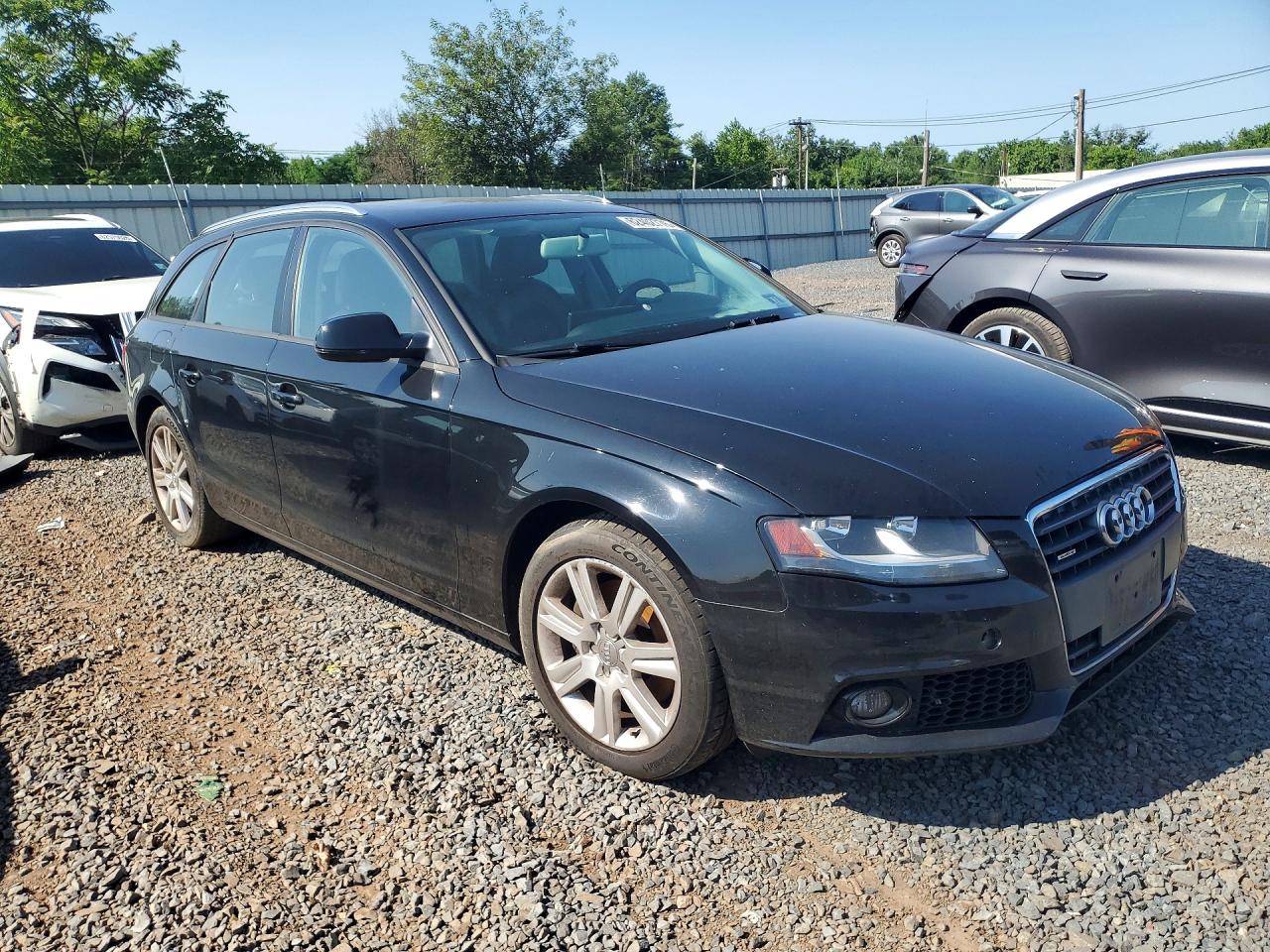 2011 Audi A4 Premium Черный vin: WAUSFAFL3BA161452