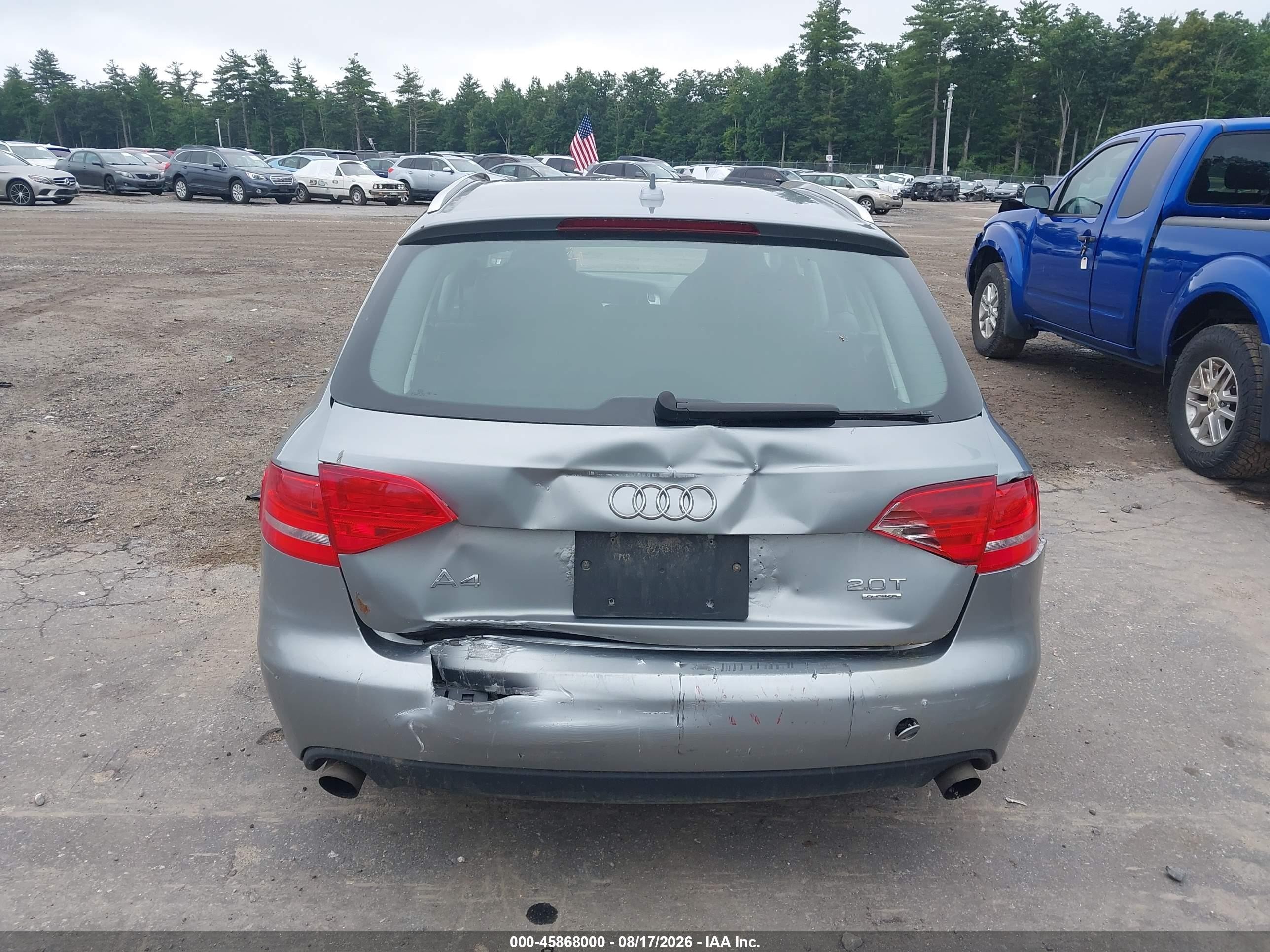 2011 Audi A4 2.0t Premium Gray vin: WAUSFAFL4BA080007