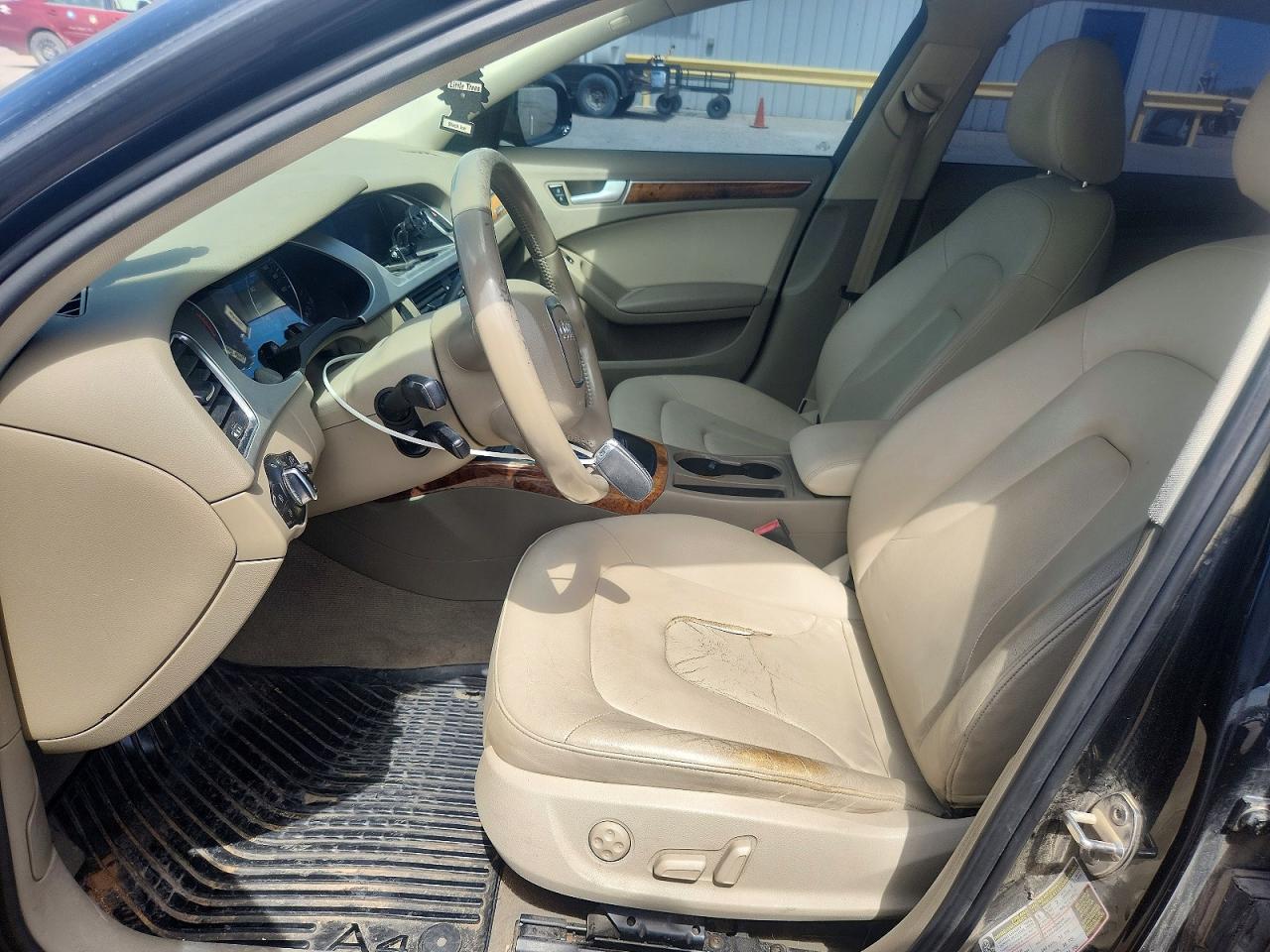 2011 Audi A4 Premium Black vin: WAUSFAFL6BA166404