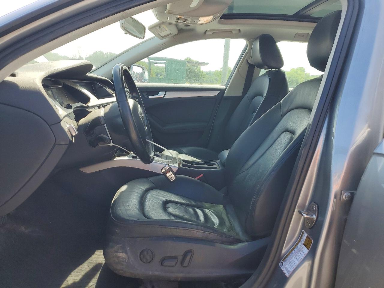 2011 Audi A4 Premium Silver vin: WAUSFAFL8BA080043