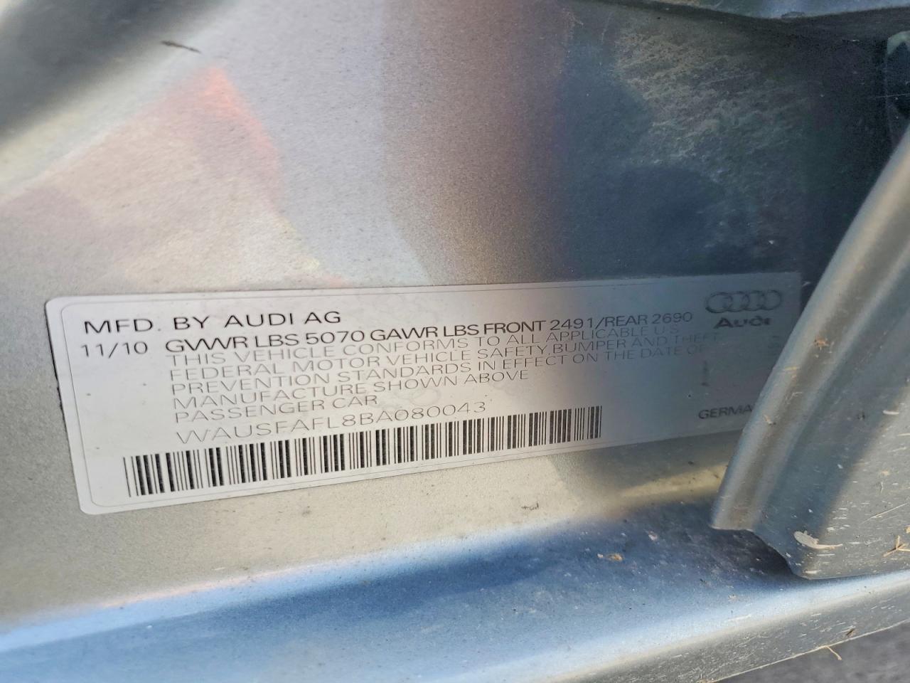2011 Audi A4 Premium Silver vin: WAUSFAFL8BA080043