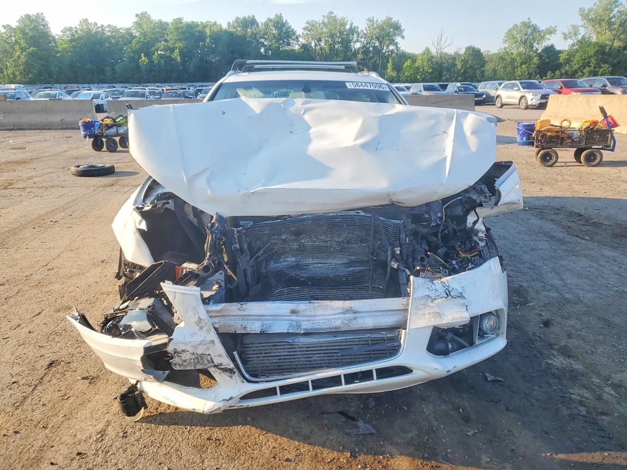 2012 Audi A4 Premium White vin: WAUSFAFL9CA001965