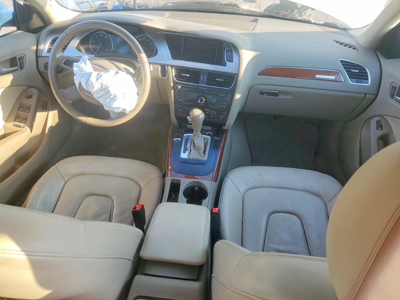 2012 Audi A4 Premium White vin: WAUSFAFL9CA001965