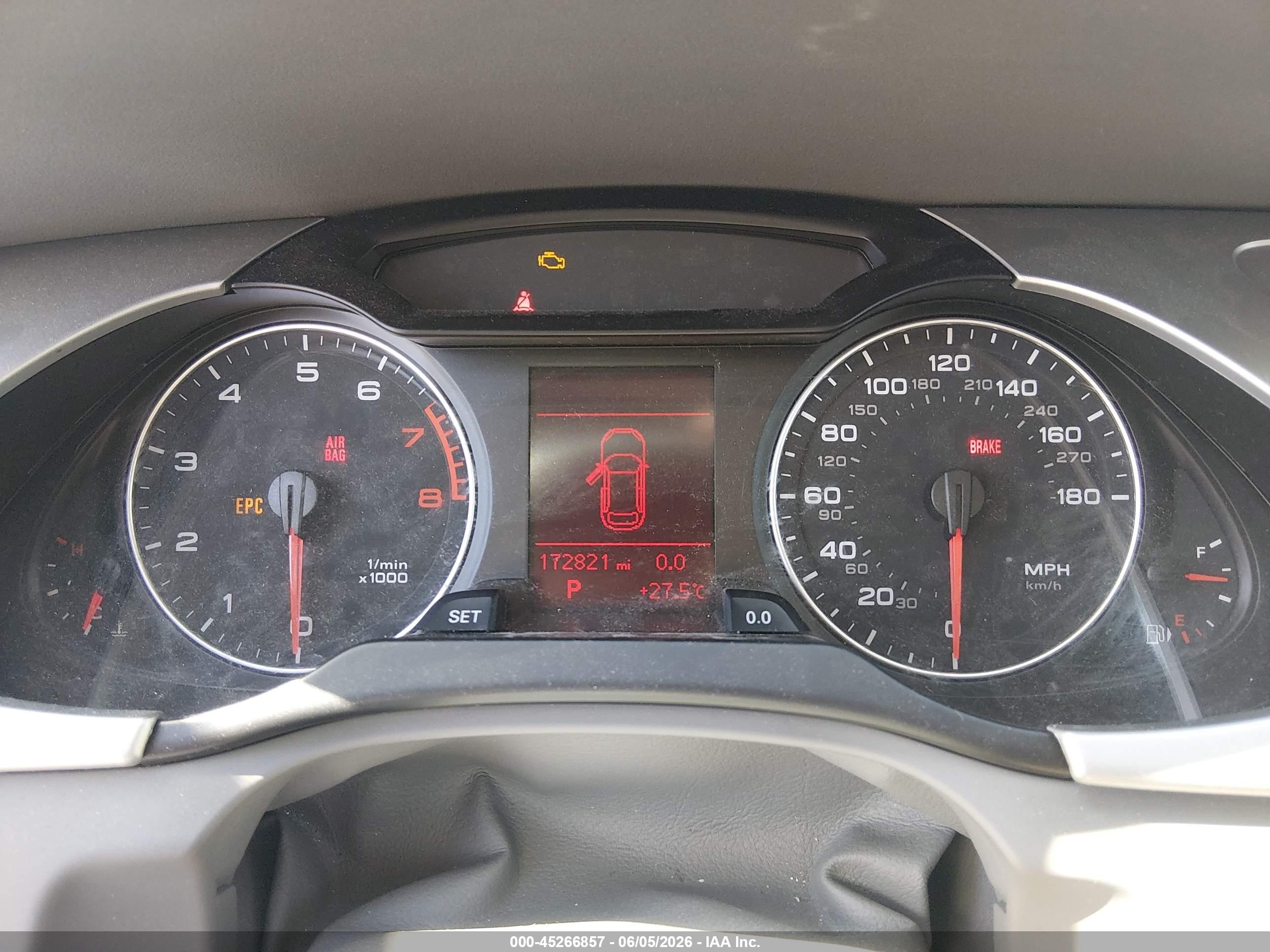 2011 Audi A4 2.0t Premium Черный vin: WAUSFAFLXBA053555