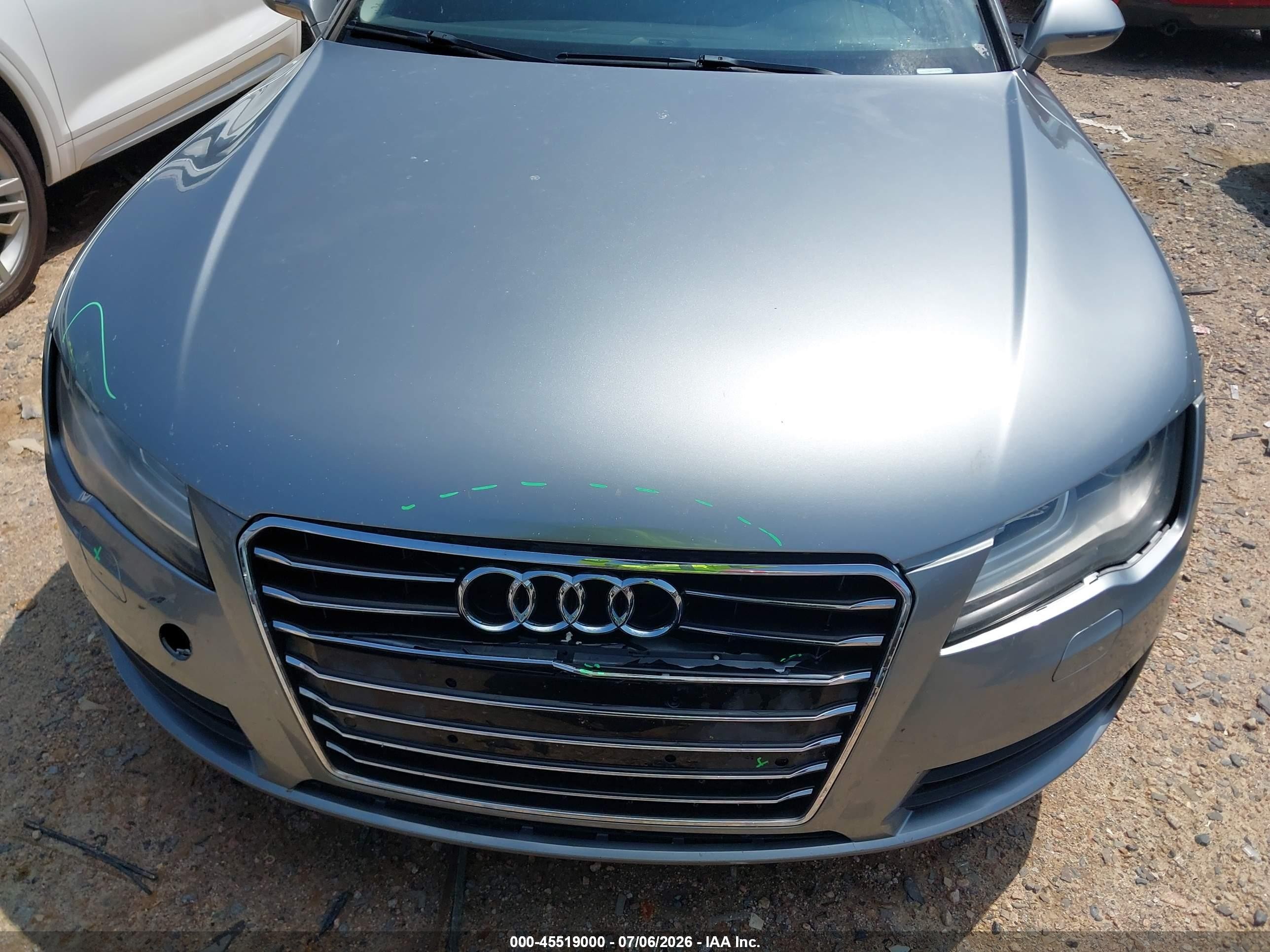 2012 Audi A7 3.0 Premium Plus Silver vin: WAUSGAFC0CN001536