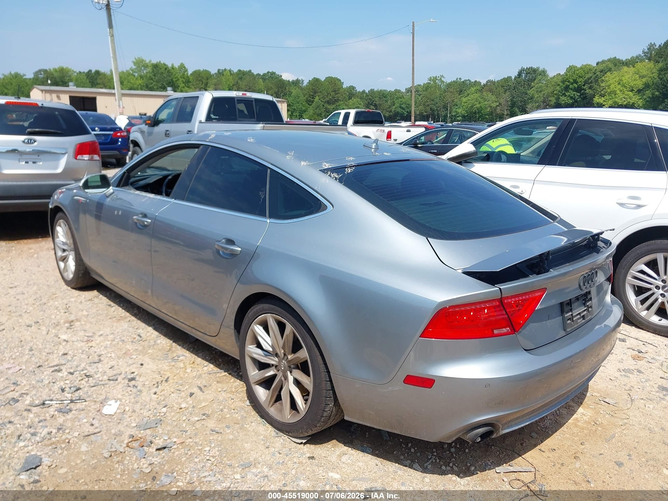 2012 Audi A7 3.0 Premium Plus Silver vin: WAUSGAFC0CN001536