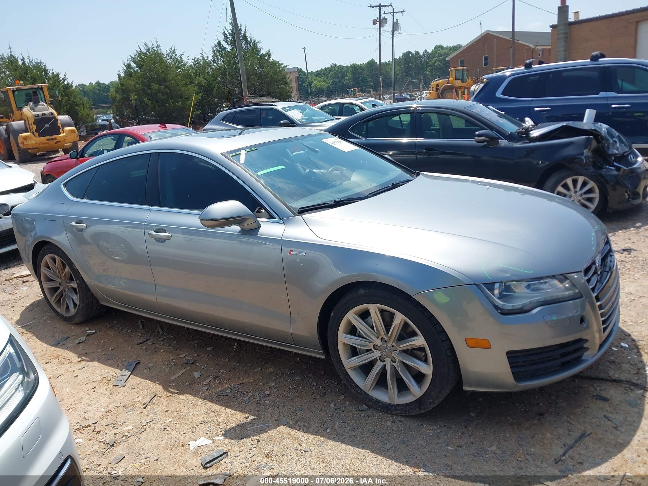 2012 Audi A7 3.0 Premium Plus Silver vin: WAUSGAFC0CN001536