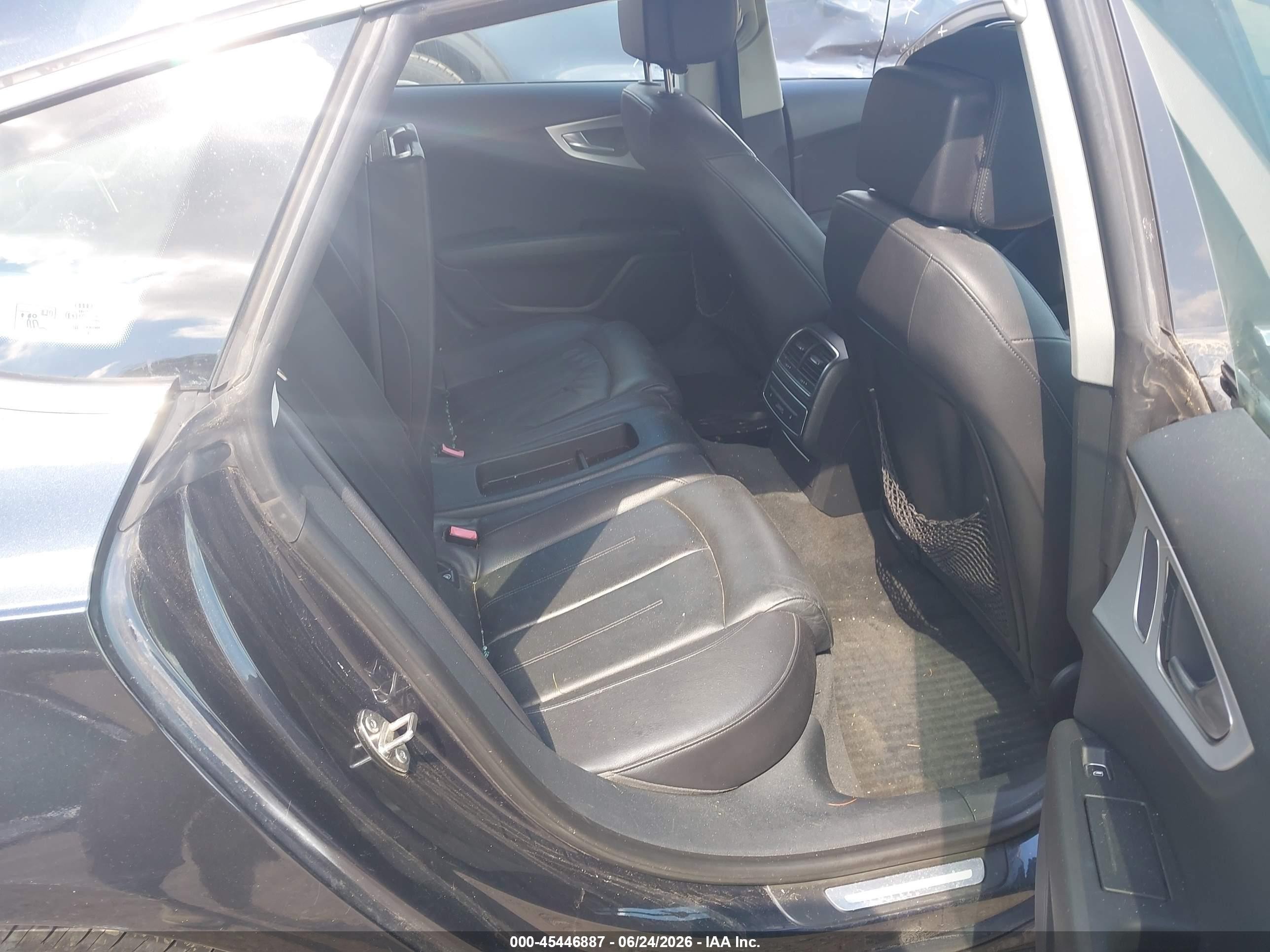 2012 Audi A7 Premium Blue vin: WAUSGAFC0CN003240