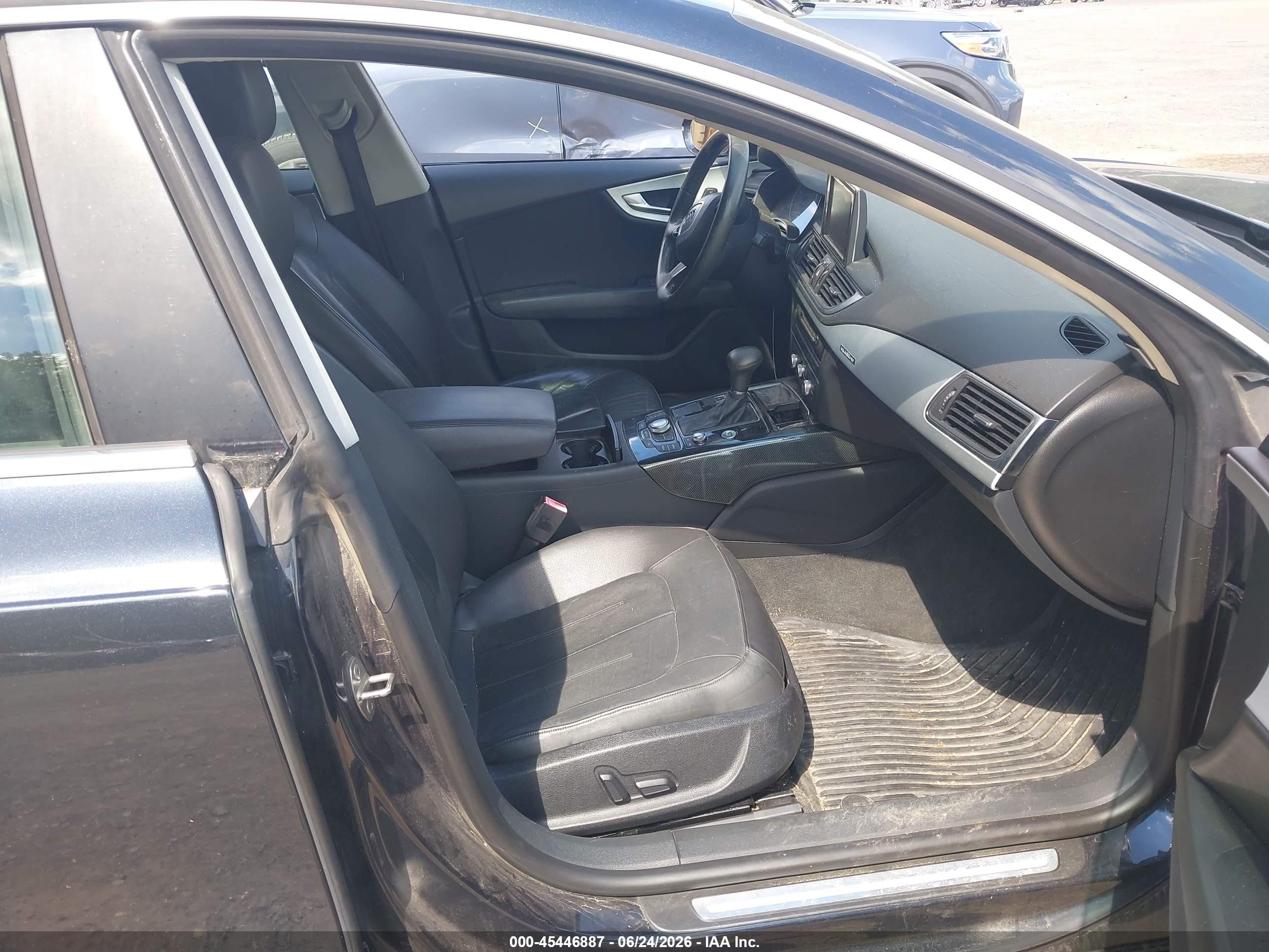 2012 Audi A7 Premium Blue vin: WAUSGAFC0CN003240