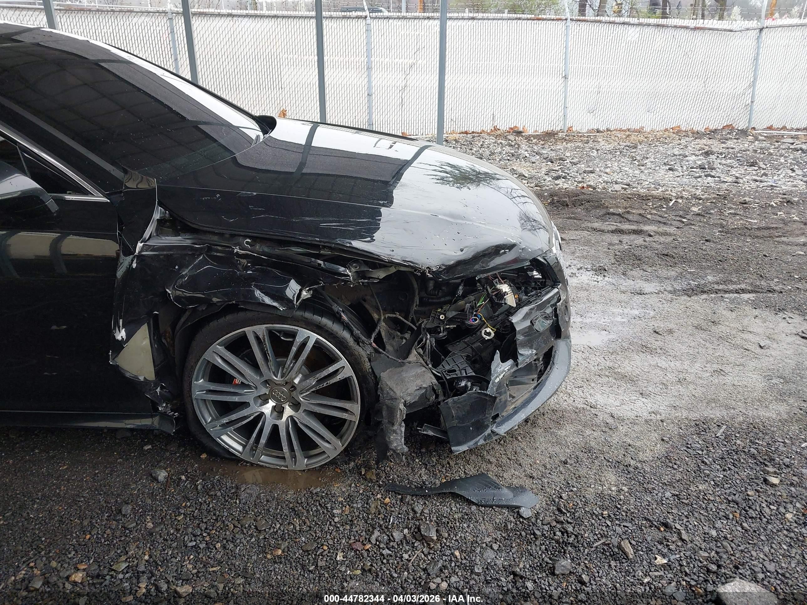 2012 Audi A7 Premium Black vin: WAUSGAFC4CN015035
