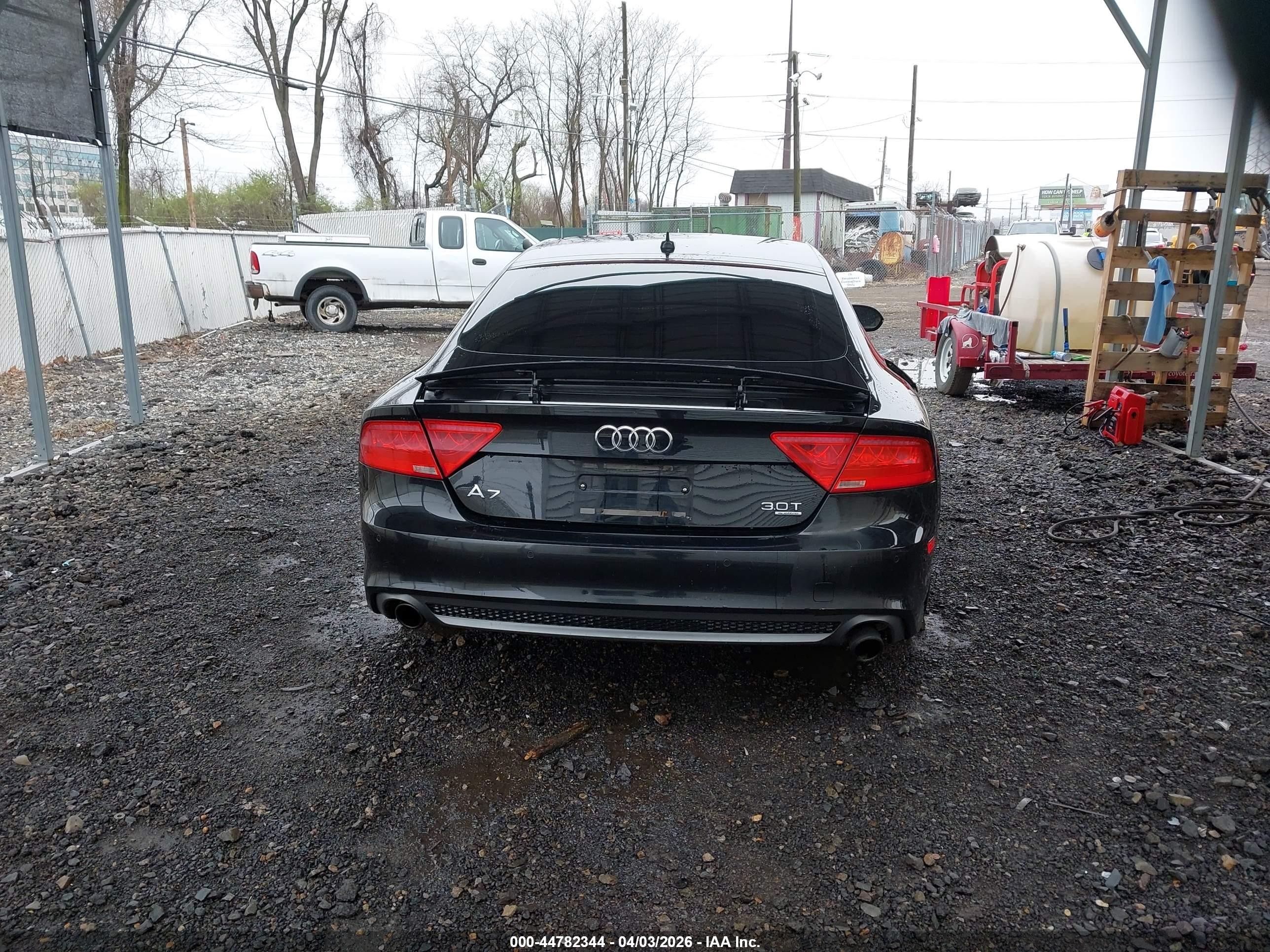 2012 Audi A7 Premium Black vin: WAUSGAFC4CN015035