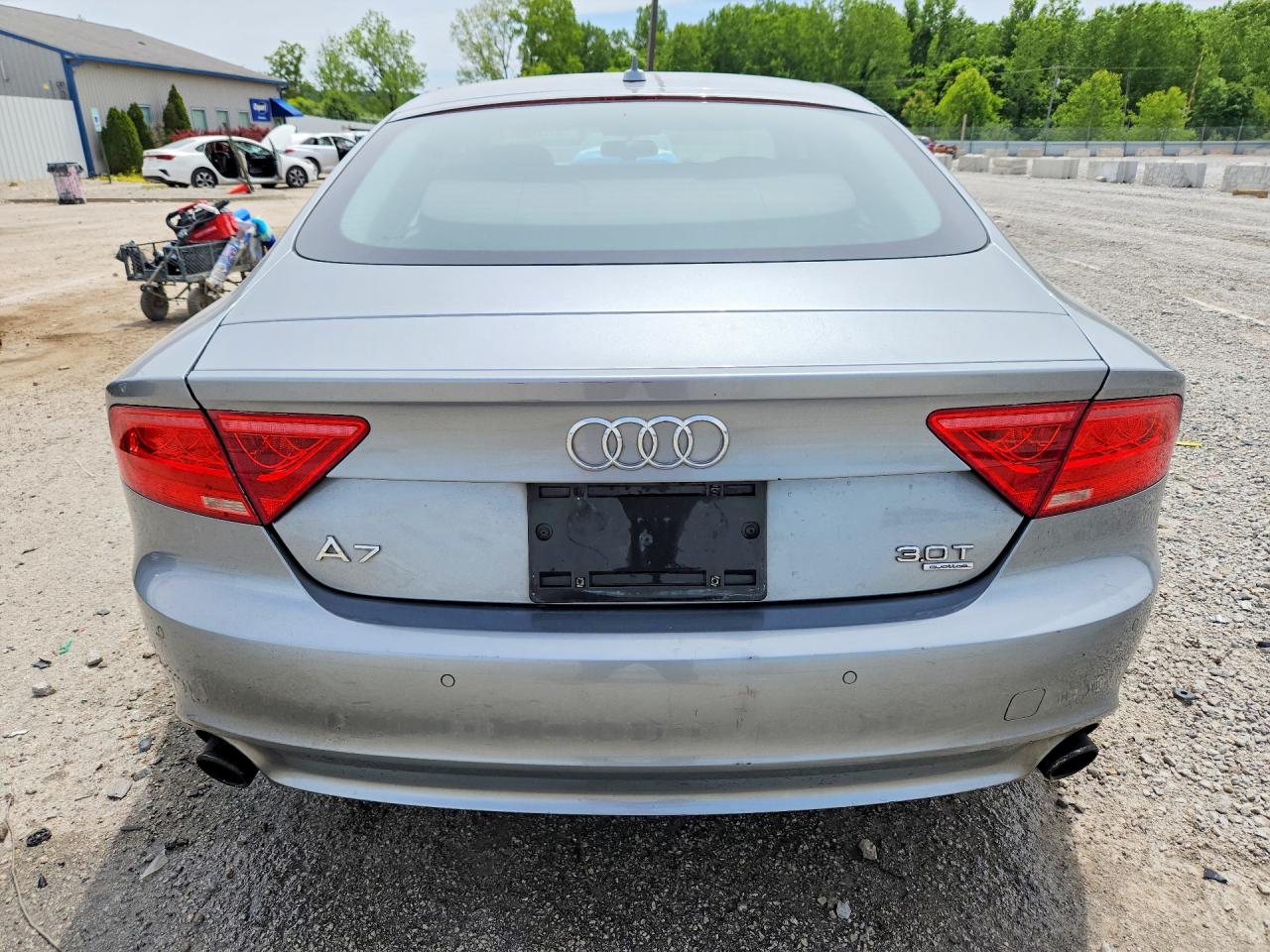2012 Audi A7 Prestige Silver vin: WAUSGAFC5CN002651