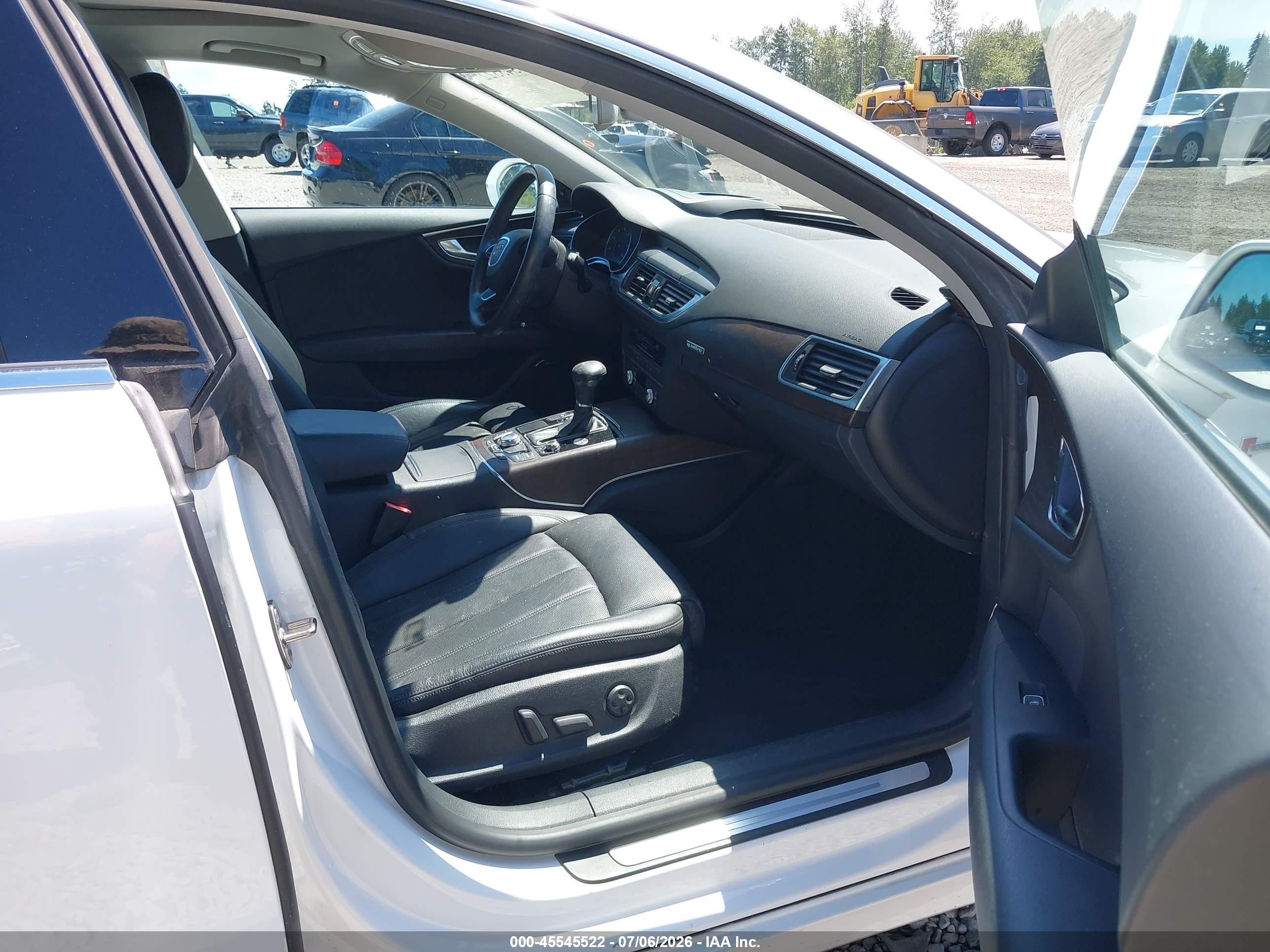 2012 Audi A7 3.0 Prestige White vin: WAUSGAFC5CN018655