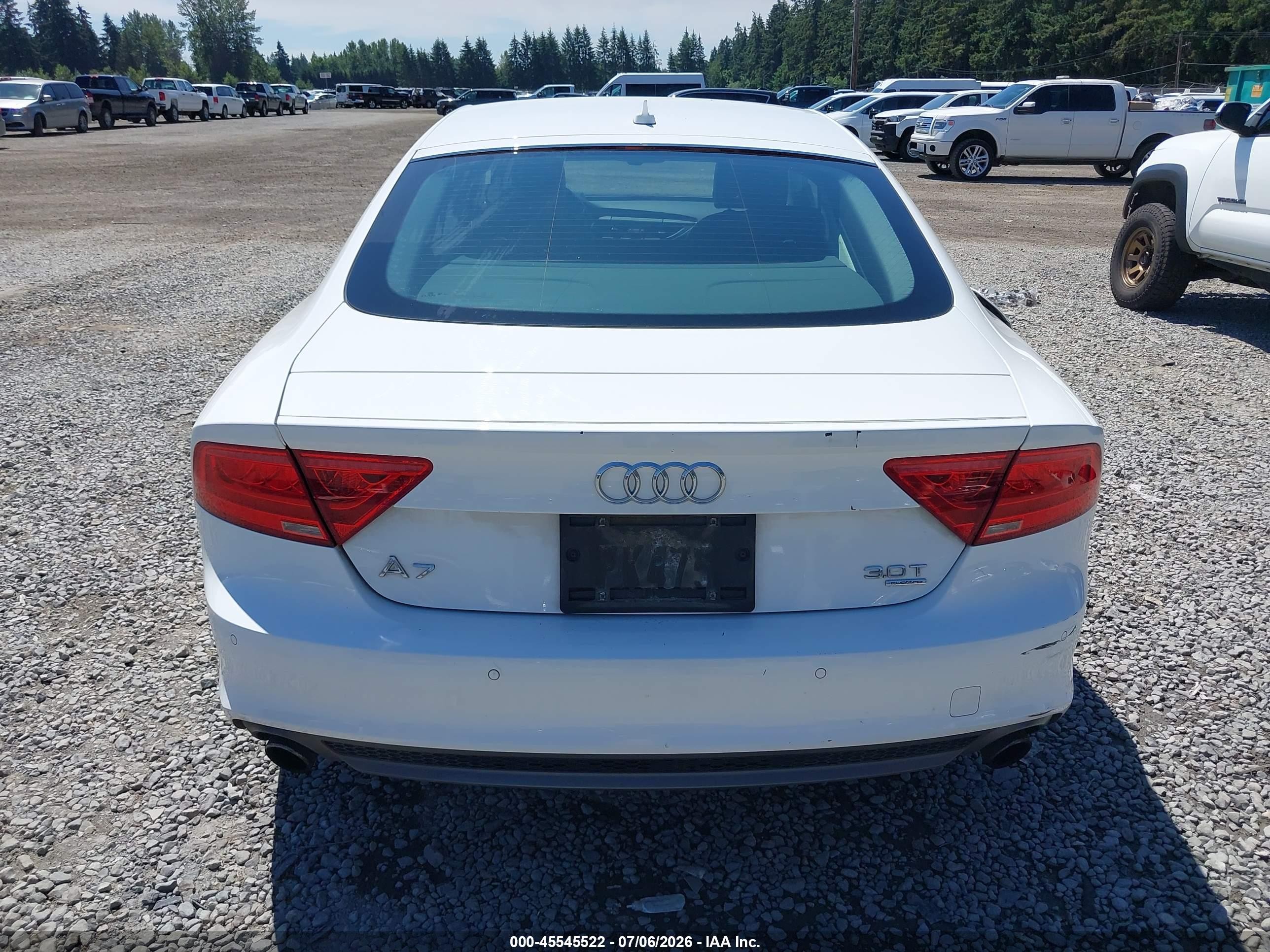 2012 Audi A7 3.0 Prestige White vin: WAUSGAFC5CN018655