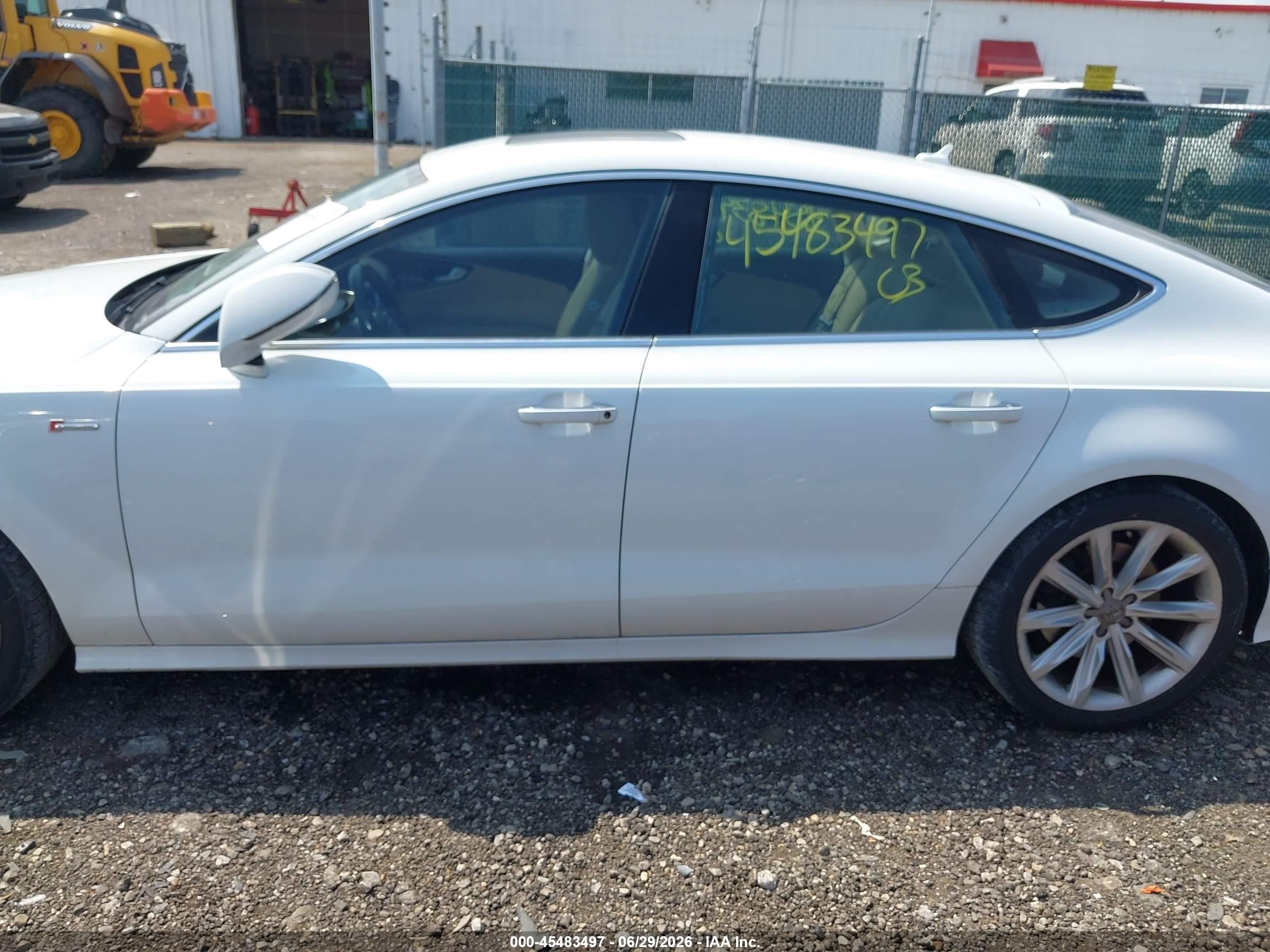 2012 Audi A7 3.0 Prestige White vin: WAUSGAFC6CN008619