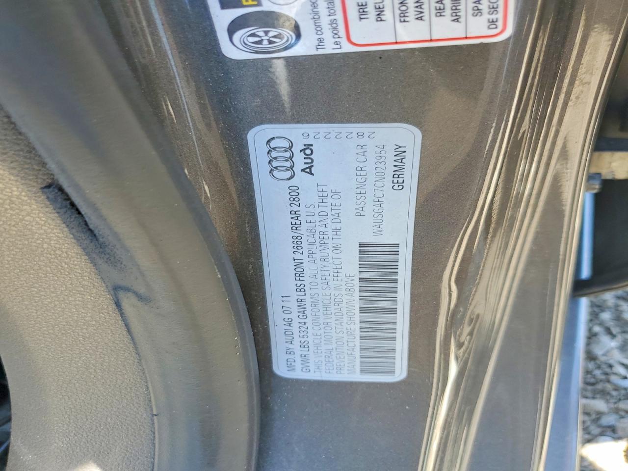 2012 Audi A7 Prestige Gray vin: WAUSGAFC7CN023954