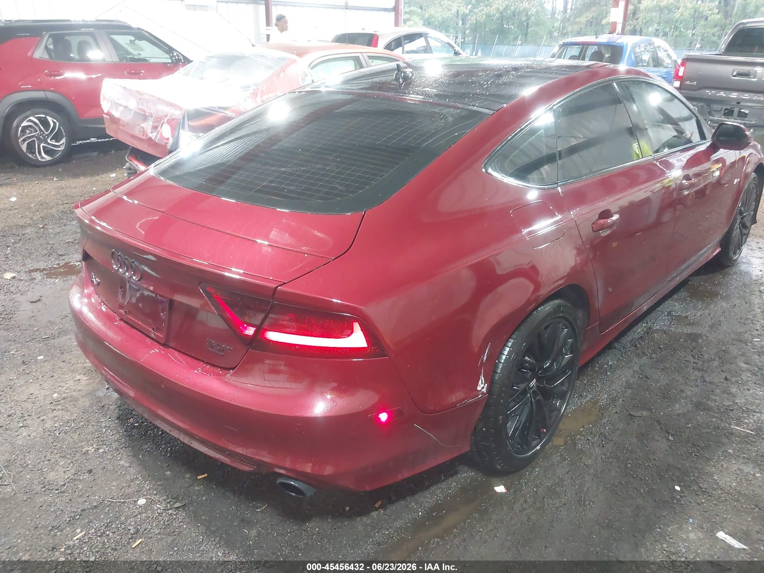 2012 Audi A7 3.0 Prestige Red vin: WAUSGAFC9CN004872
