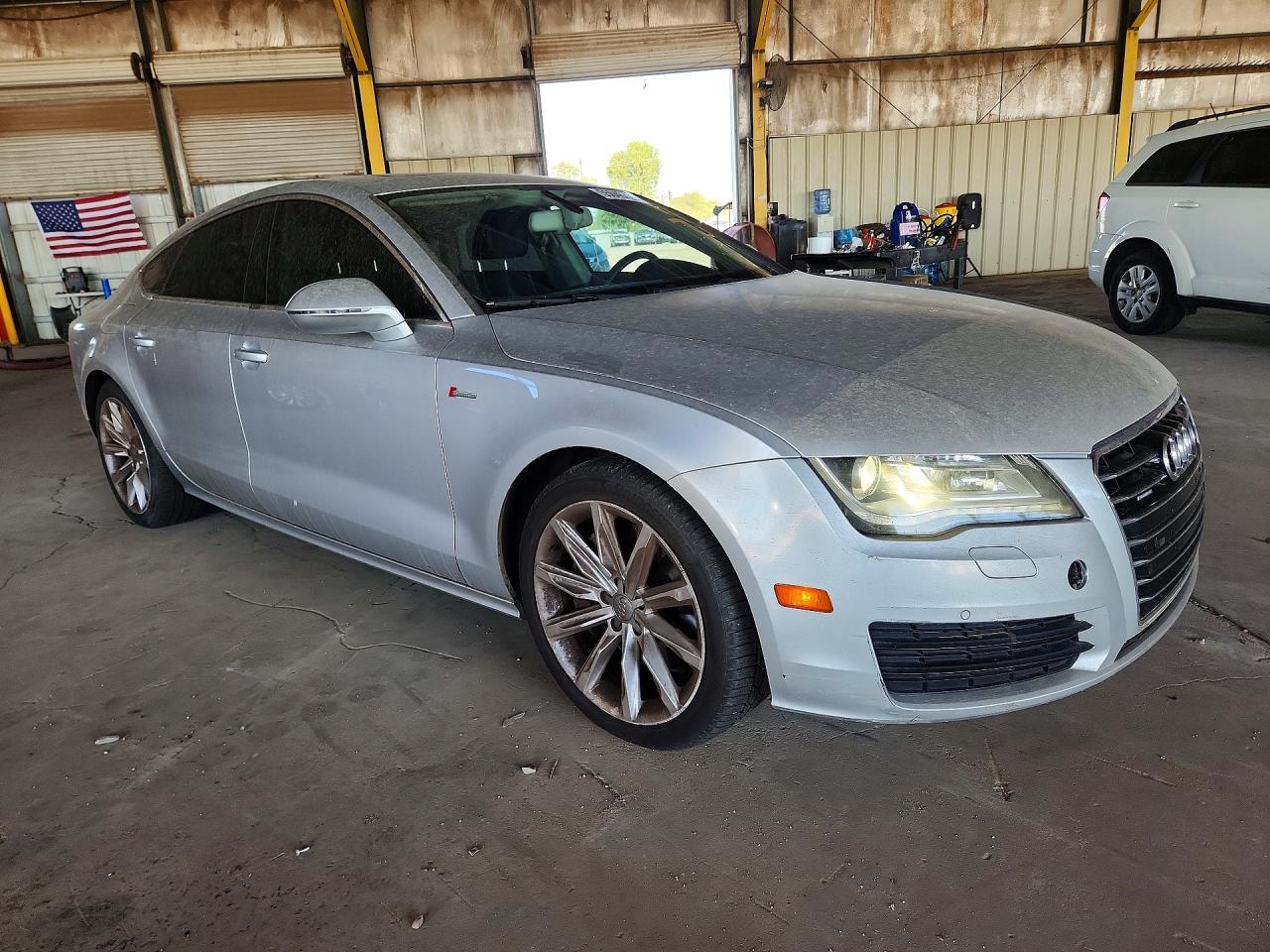 2012 Audi A7 Prestige Silver vin: WAUSGAFCXCN001527