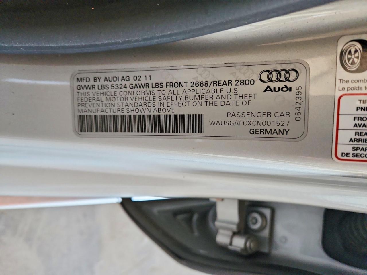 2012 Audi A7 Prestige Silver vin: WAUSGAFCXCN001527