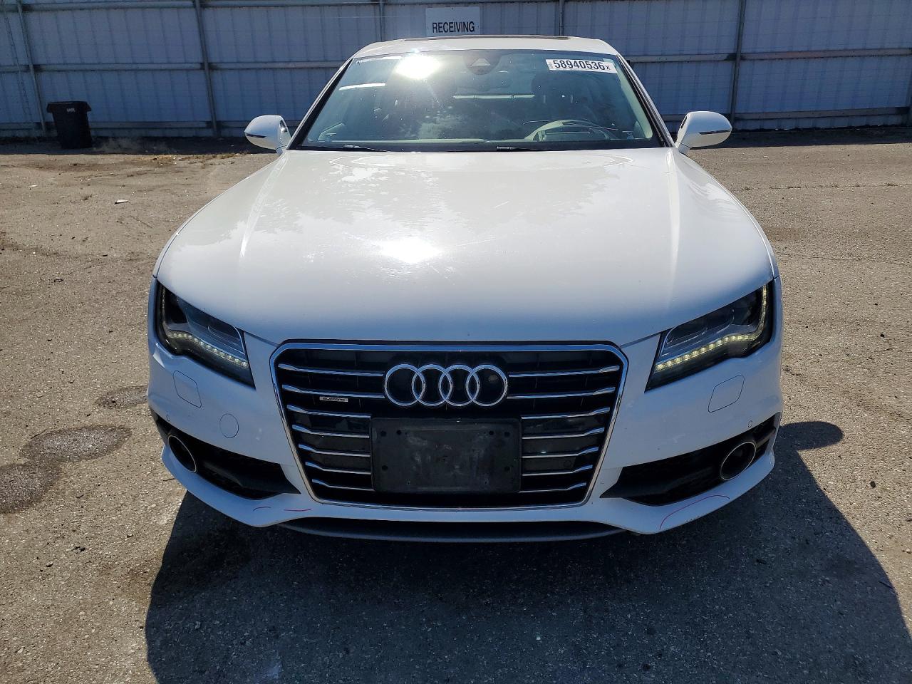 2012 Audi A7 Prestige White vin: WAUSGAFCXCN006985